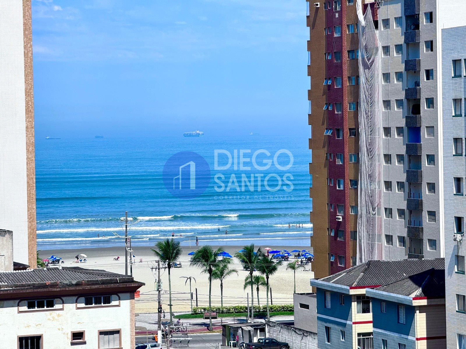 Apartamento com Vista Mar e Sacada Ampla a 150m da Praia na Guilhermina