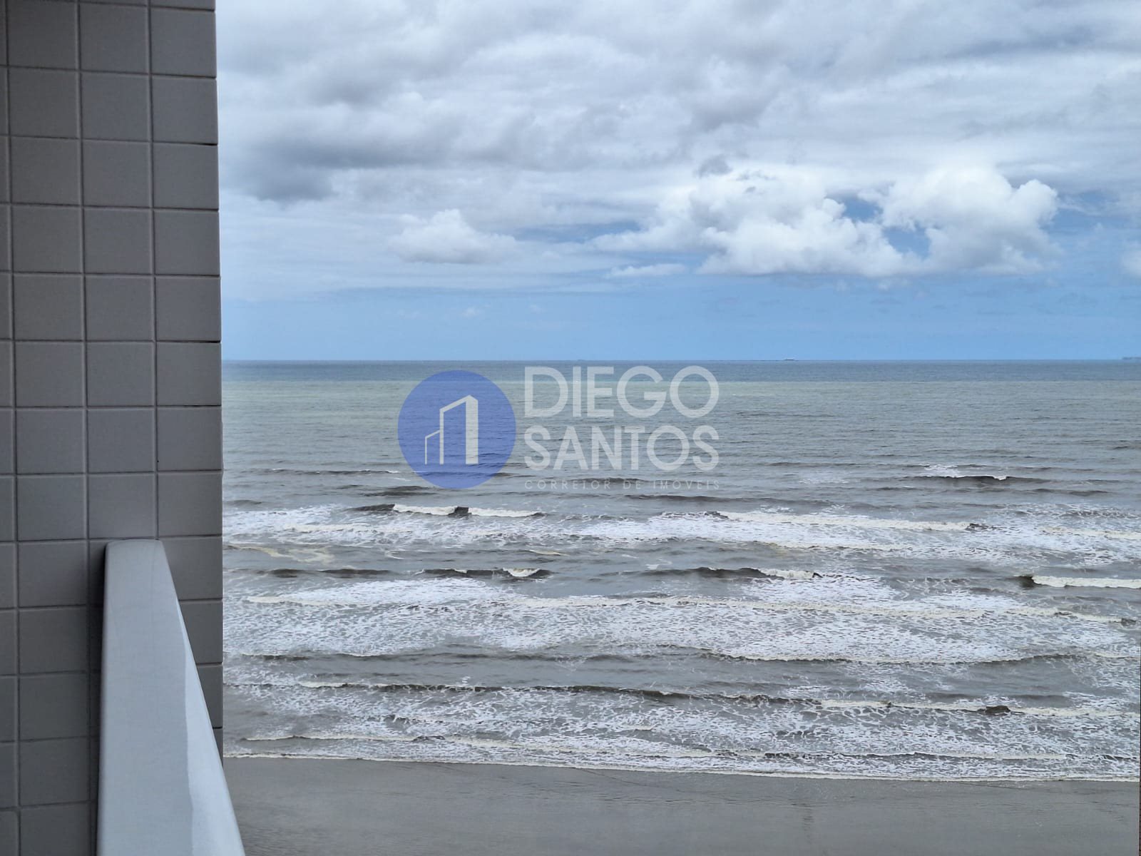 Apartamento Alto Padrão com Vista Definitiva para o Mar, 2 Suítes e 2 Vagas – Vila Caiçara