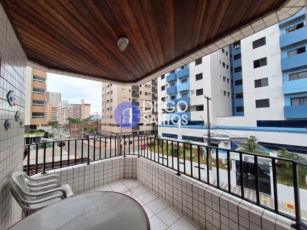 Apartamento 02 Dormitorios 01 Suite Mobilado, 87m2, 01 Vaga, Bairro Aviação