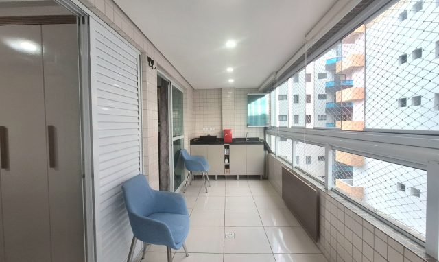 Apartamento Mobiliado 2 Dormitórios 1 Suíte, 2 Vagas – 80m2 Área Útil – Guilhermina