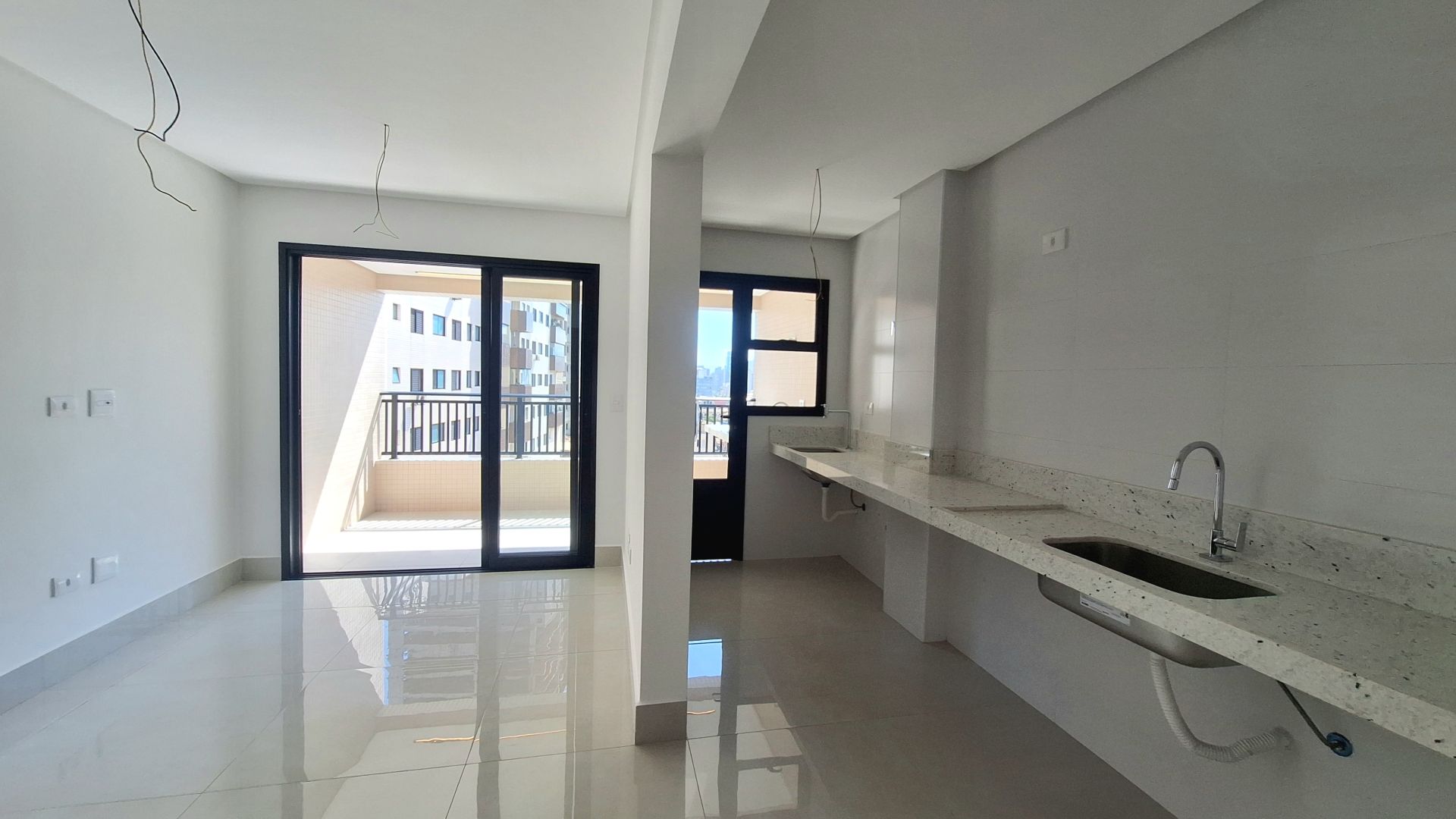 Apartamento 2 Dormitórios 2 Suítes, 1 ou 2 Vagas – 72m2 – Aviação