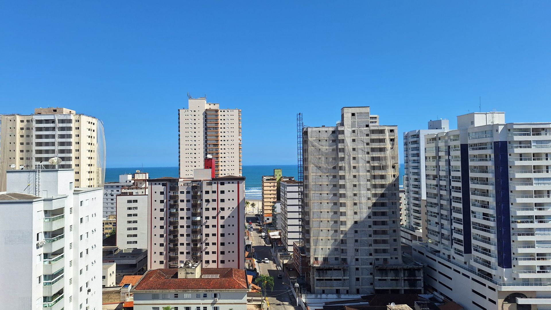 Apartamento 2 Dormitórios 2 Suítes, 1 ou 2 Vagas de Garagem – A Venda