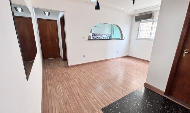 Apartamento 2 Dormitórios, 1 Suíte, 1 Vaga – A venda