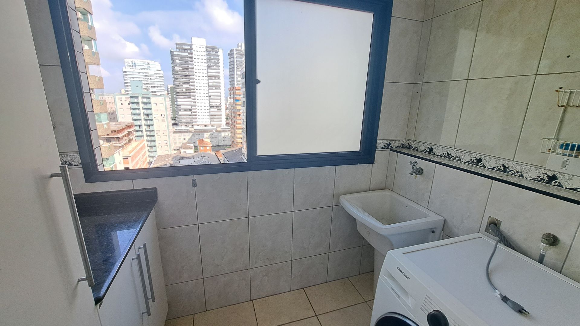 Apartamento Amplo 03 Dormitórios, Sendo 03 Suítes 02 Vagas – 130m2 – Canto do Forte