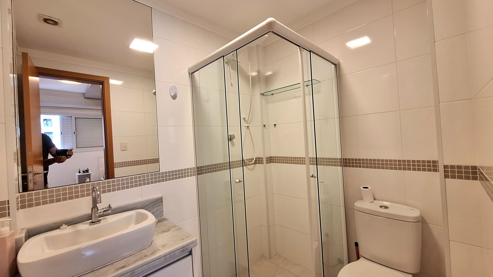 Apartamento Mobiliado 02 Suítes 02 Vagas Demarcadas – 80m2 – Canto do Forte