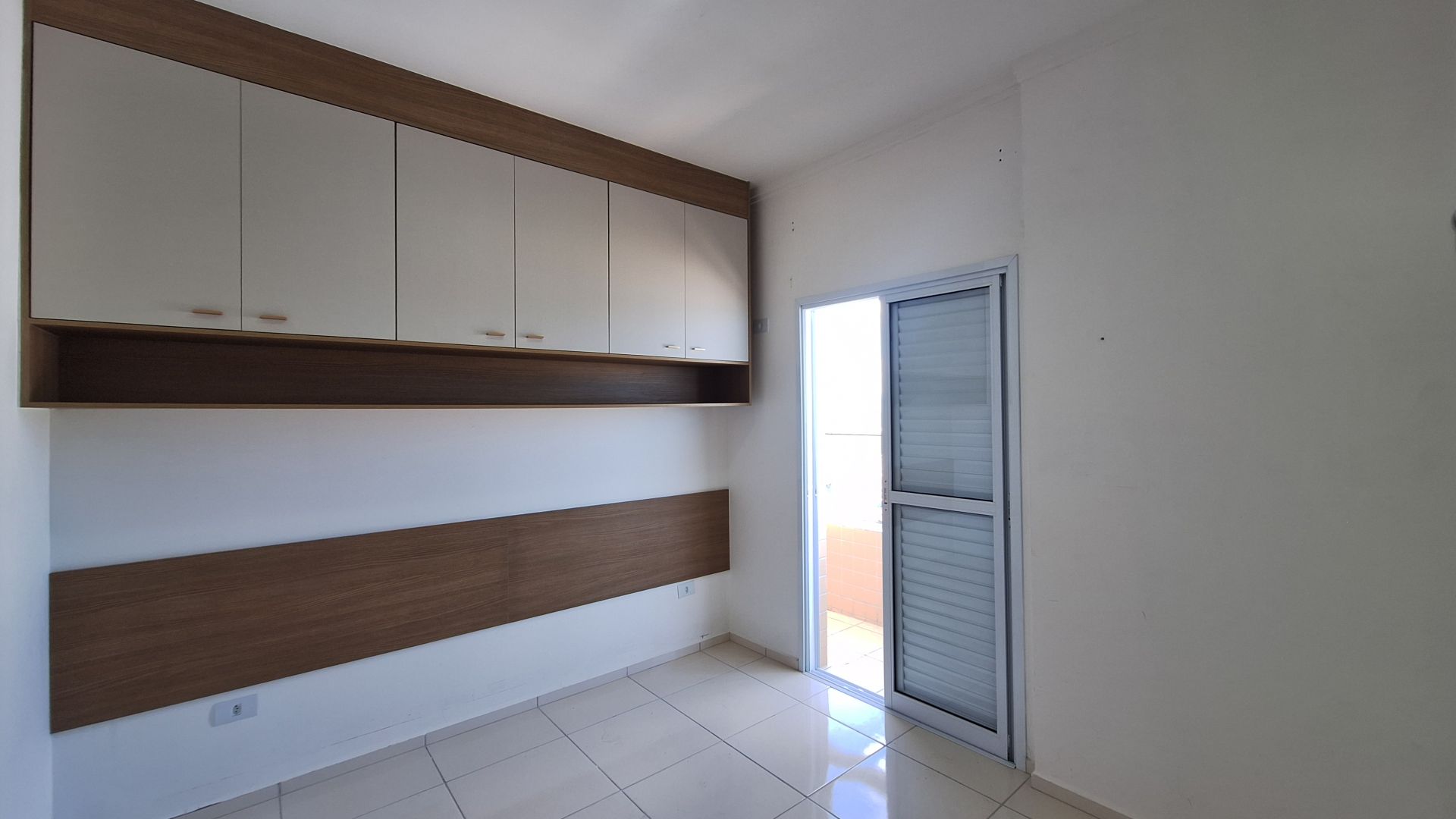 Apartamento 03 Dormitórios, 01 Suíte 02 Vagas – 128m2 – Jardim Real