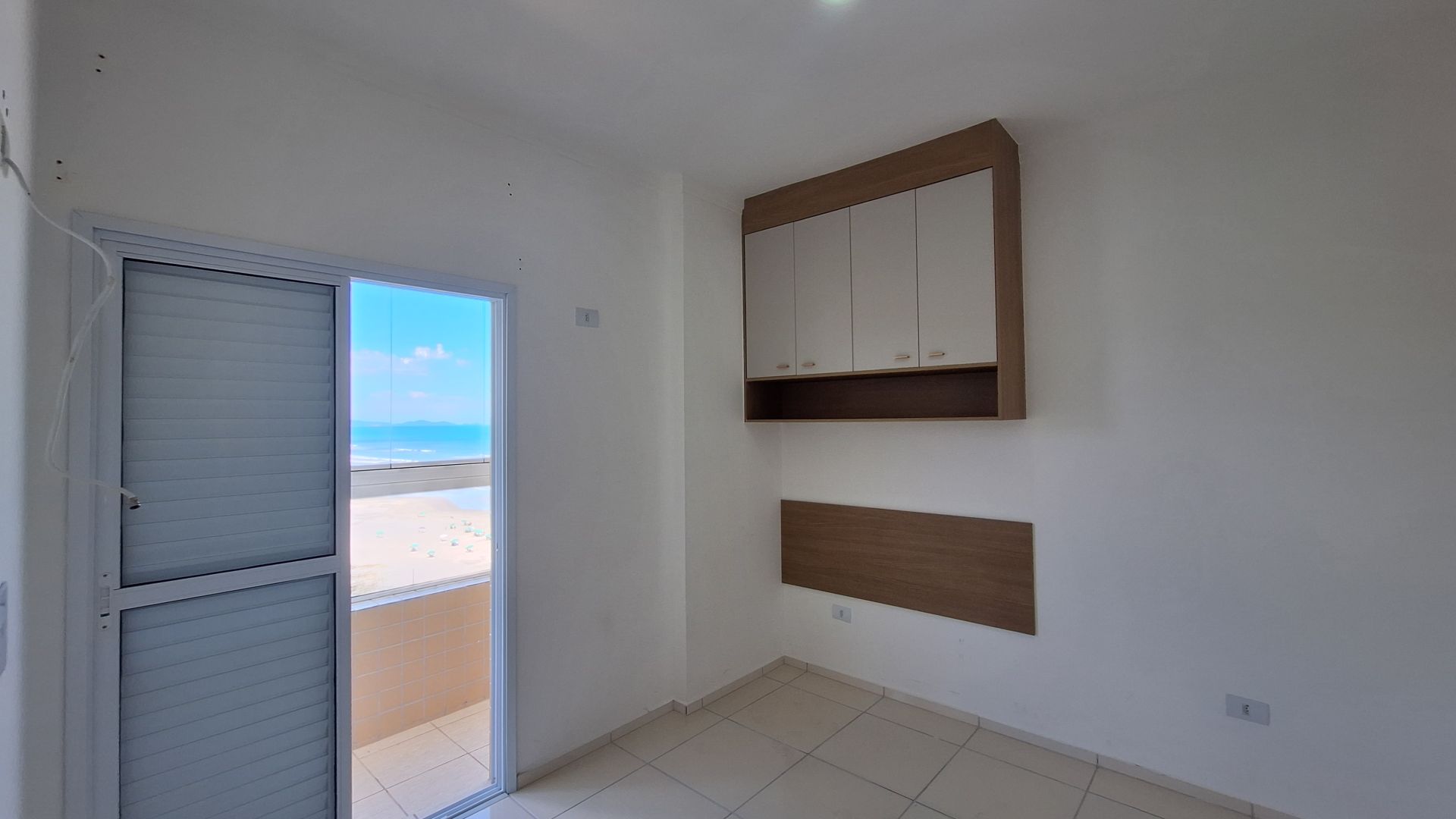 Apartamento 03 Dormitórios, 01 Suíte 02 Vagas – 128m2 – Jardim Real