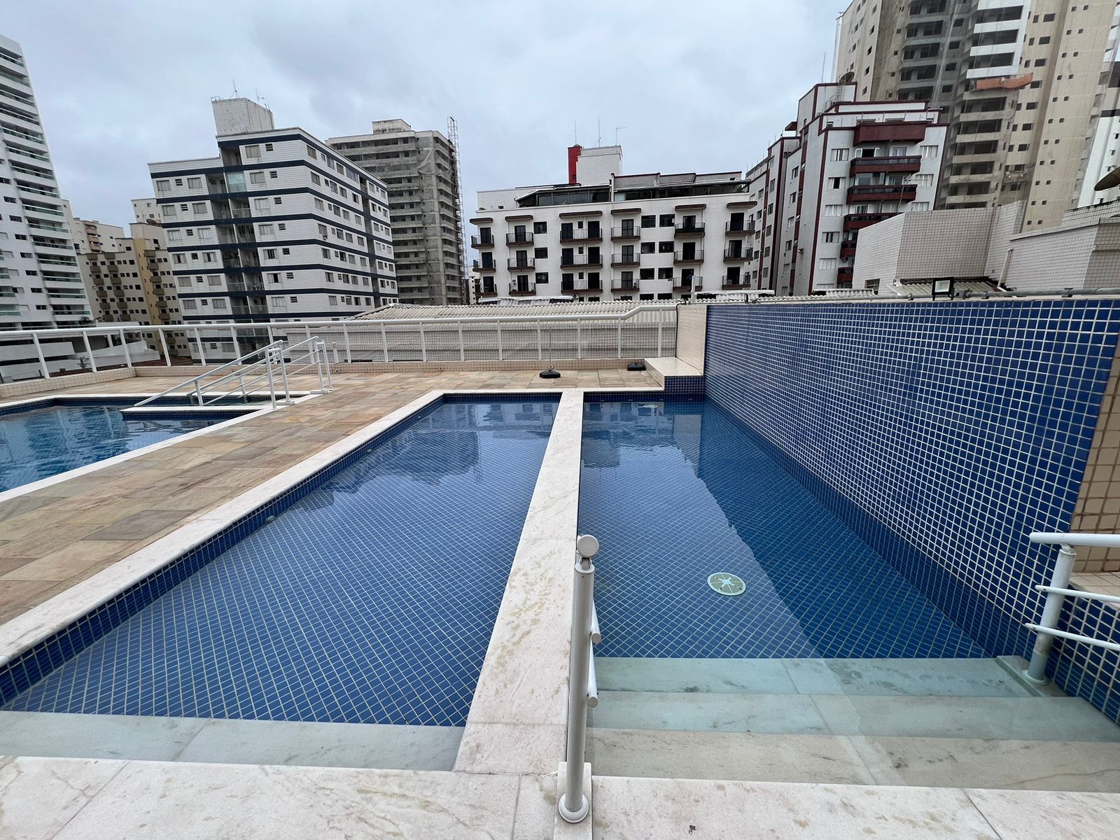 Apartamento com Vista Mar 03 Dormitórios 01 Suíte 02 Vagas – 120m2 – Aviação