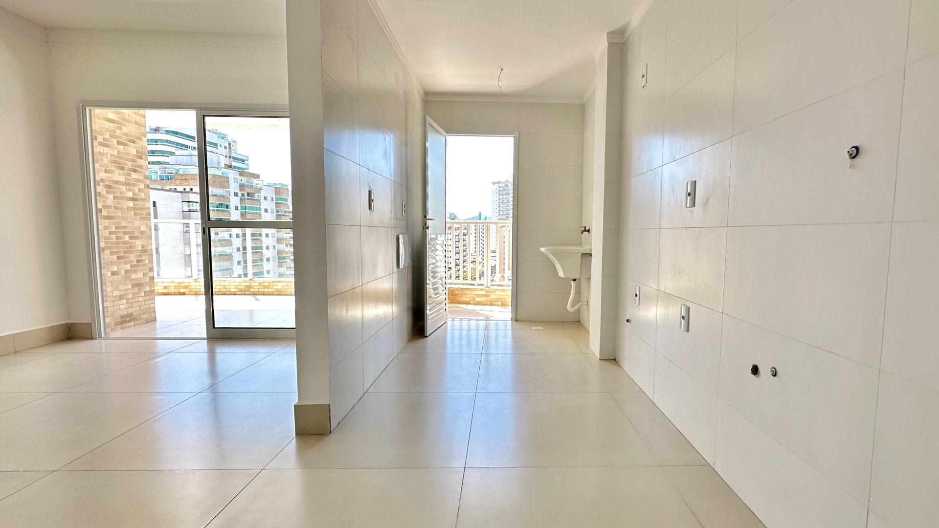 Apartamento 03 Dormitorios Sendo 03 Suites – 02 Vagas – 109m2 – Guilhermina