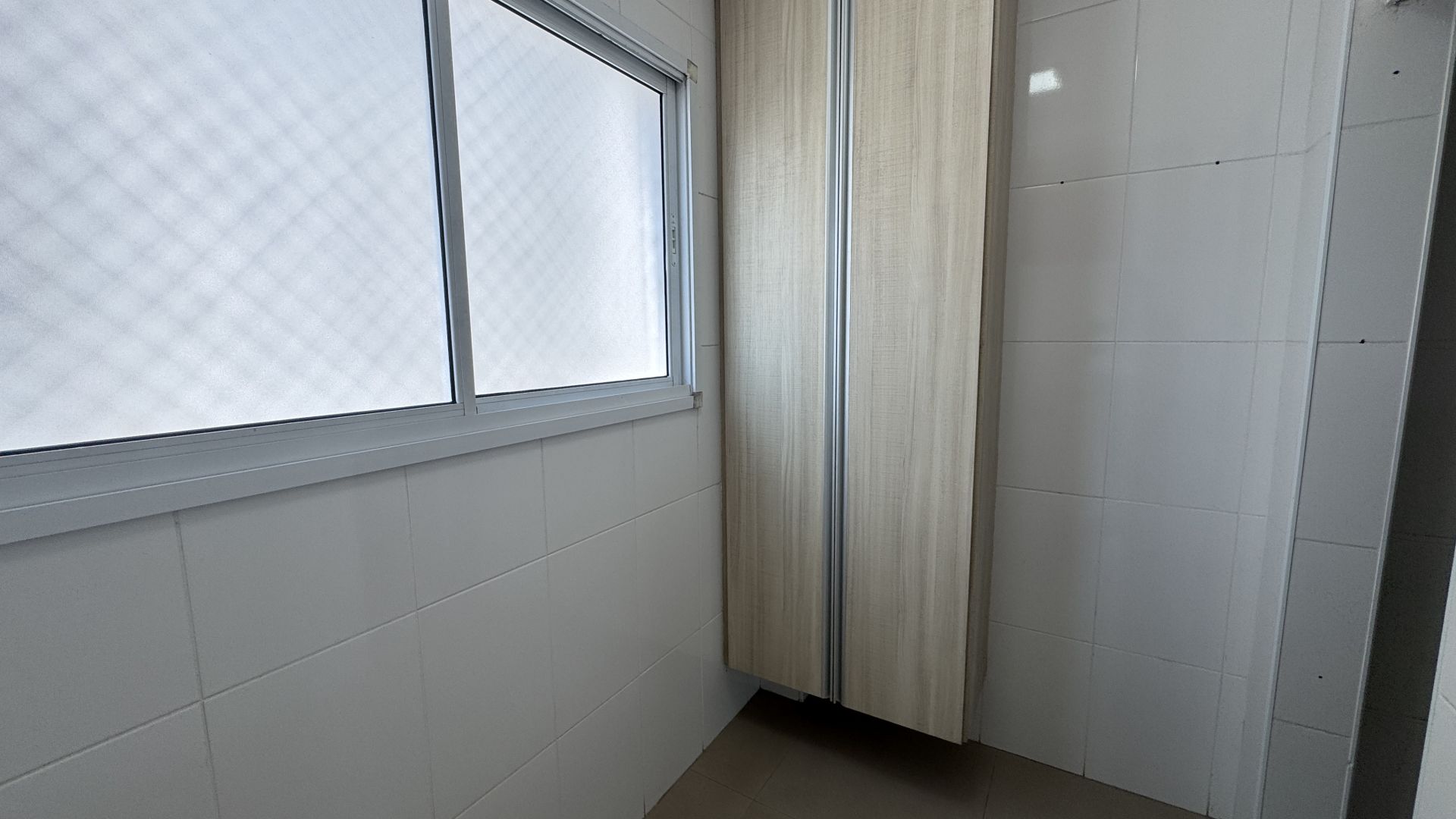 Apartamento 03 Dormitórios 01 Suítes – 02 Vagas – 122m2 – Guilhermina