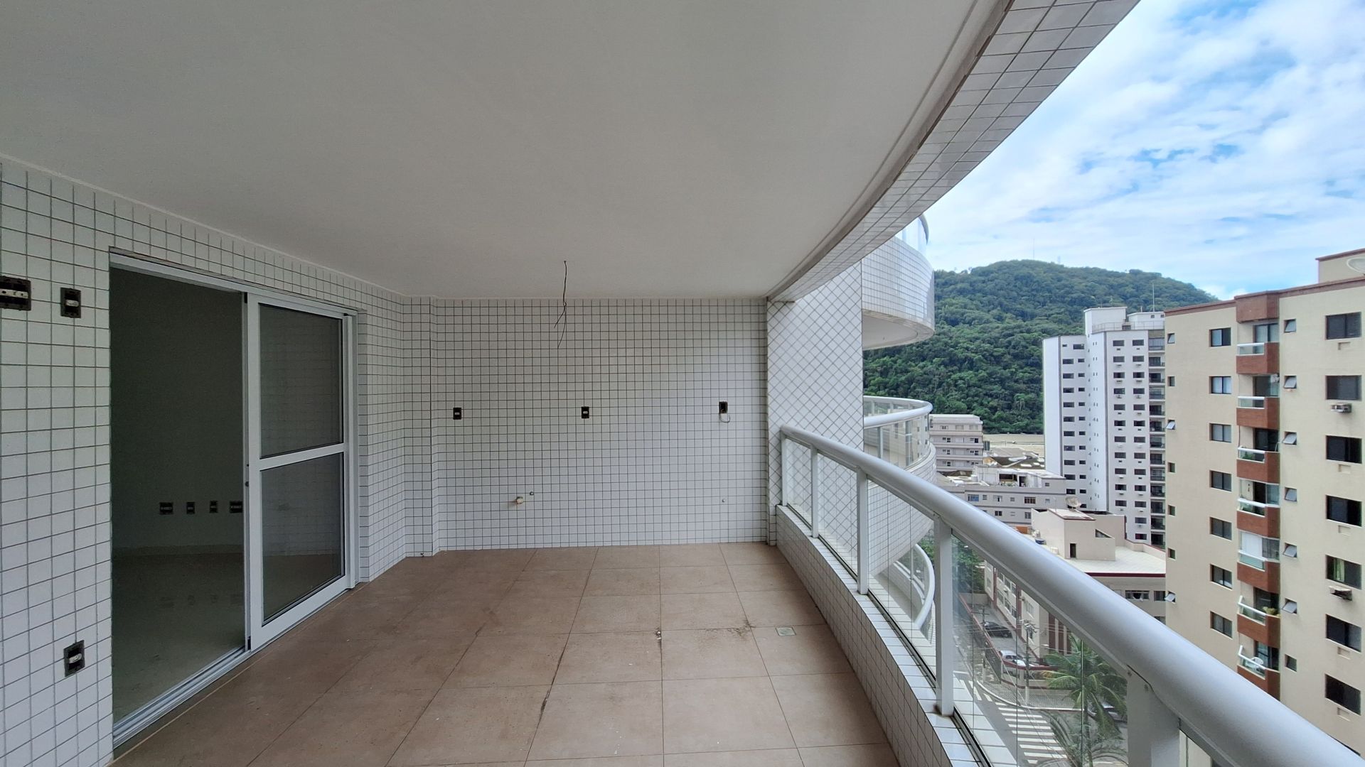 Apartamento Alto Padrão 03 Dormitórios 02 Suítes 02 Vagas Demarcadas, 162m2 – Canto do Forte