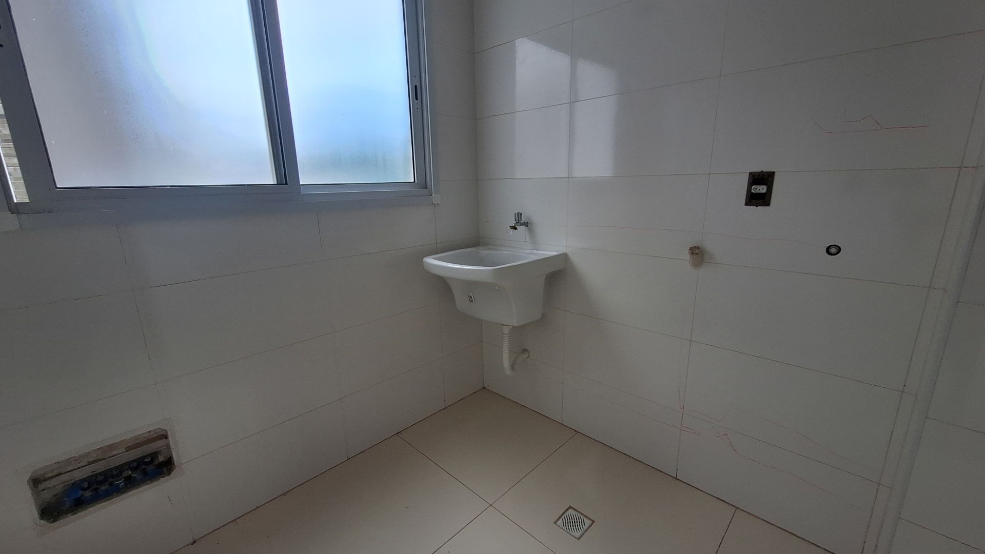 Apartamento Alto Padrão 03 Dormitórios 02 Suítes 02 Vagas Demarcadas, 144m2 – Canto do Forte