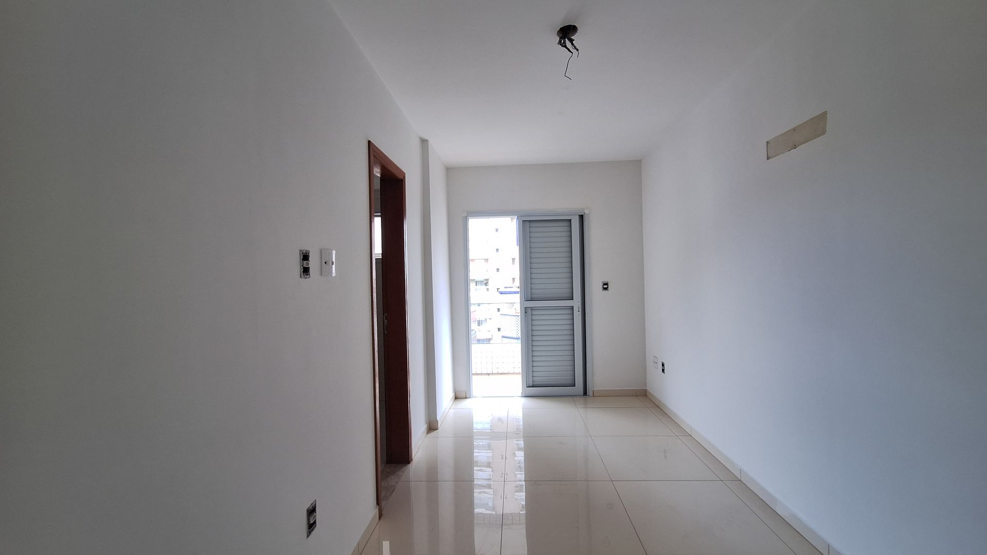 Apartamento Alto Padrão 03 Dormitórios 02 Suítes 02 Vagas Demarcadas, 144m2 – Canto do Forte