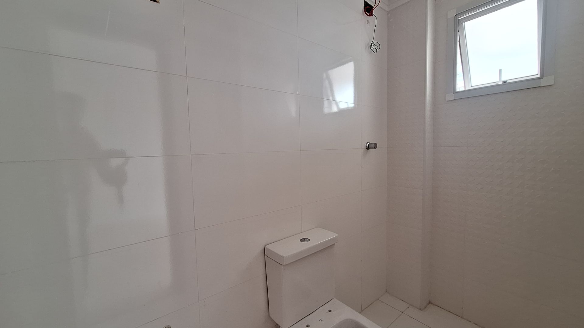 Apartamento Alto Padrão 03 Dormitórios 02 Suítes 02 Vagas Demarcadas, 144m2 – Canto do Forte