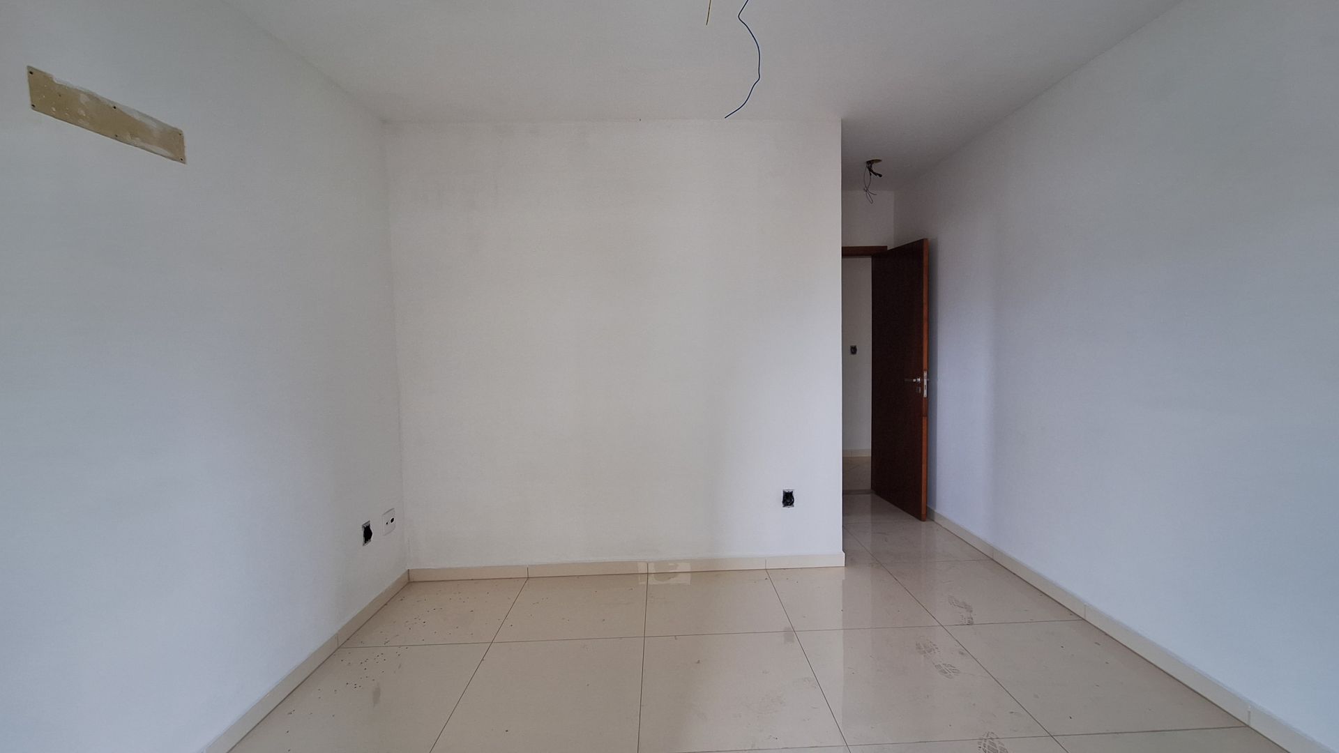 Apartamento Alto Padrão 03 Dormitórios 02 Suítes 02 Vagas Demarcadas, 129m2 – Canto do Forte