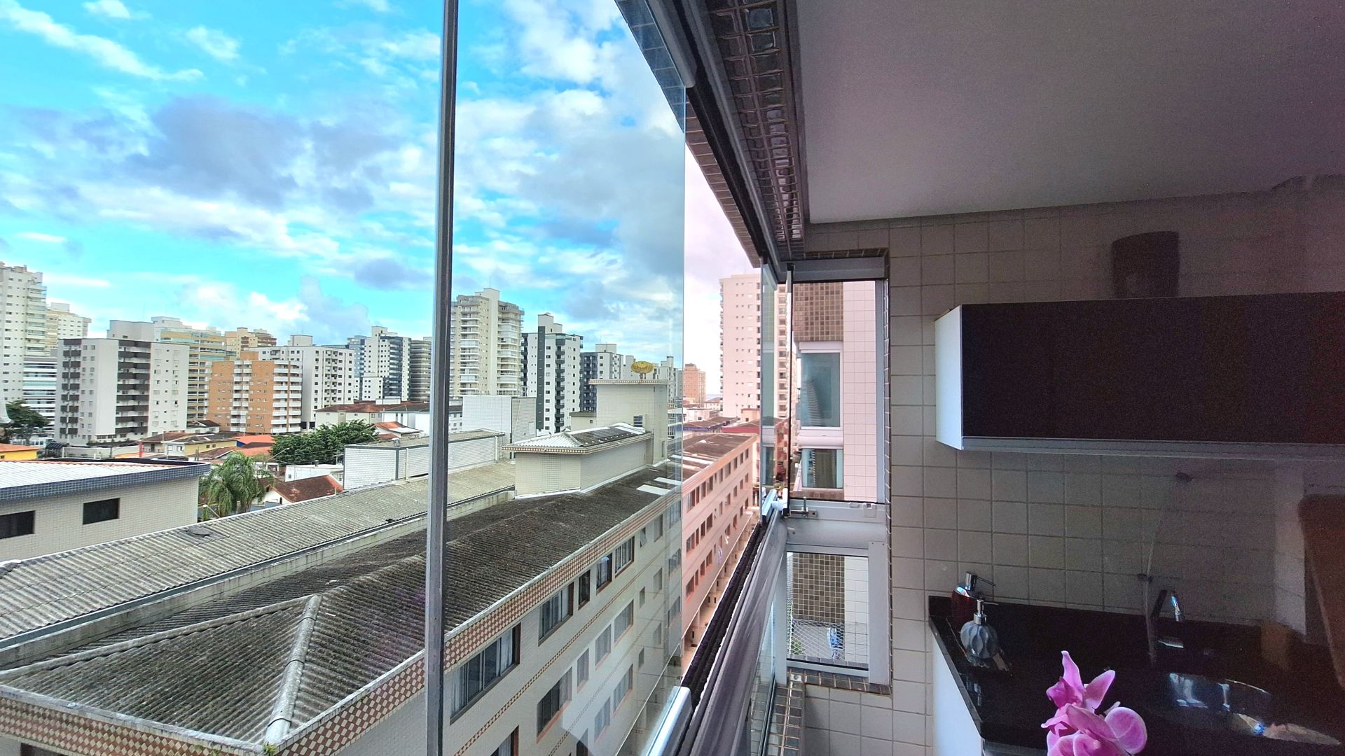 Apartamento 01 Dormitório POTEIRA FECHADA, 57m2 A Venda – Bairro Guilhermina