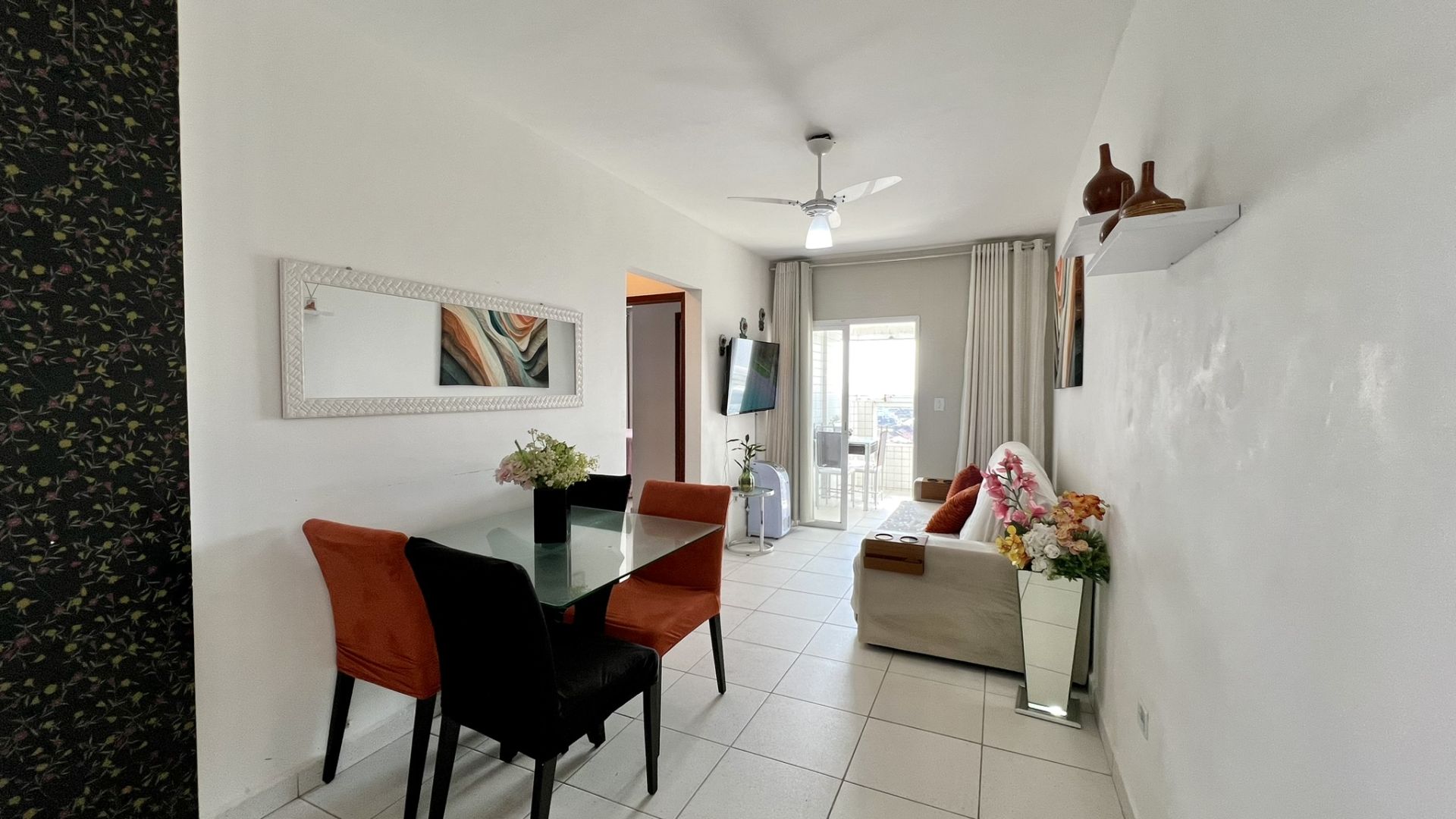 Apartamento Vista Mar Mobiliado 02 Dormitórios 01 Suíte 01 Vaga de Garagem, 67m2 Área Útil – Bairro Maracanã