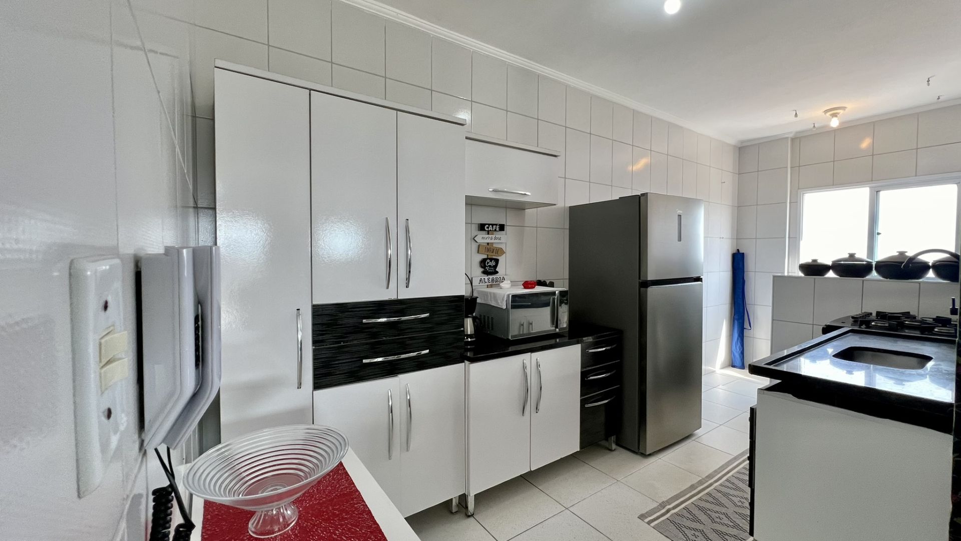 Apartamento Vista Mar Mobiliado 02 Dormitórios 01 Suíte 01 Vaga de Garagem, 67m2 Área Útil – Bairro Maracanã