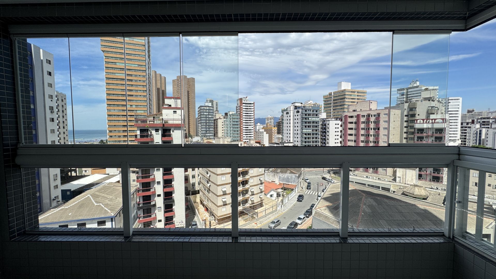 Apartamento 02 Dormitórios 01 Suíte 02 Vagas, 75m2 – Boqueirão