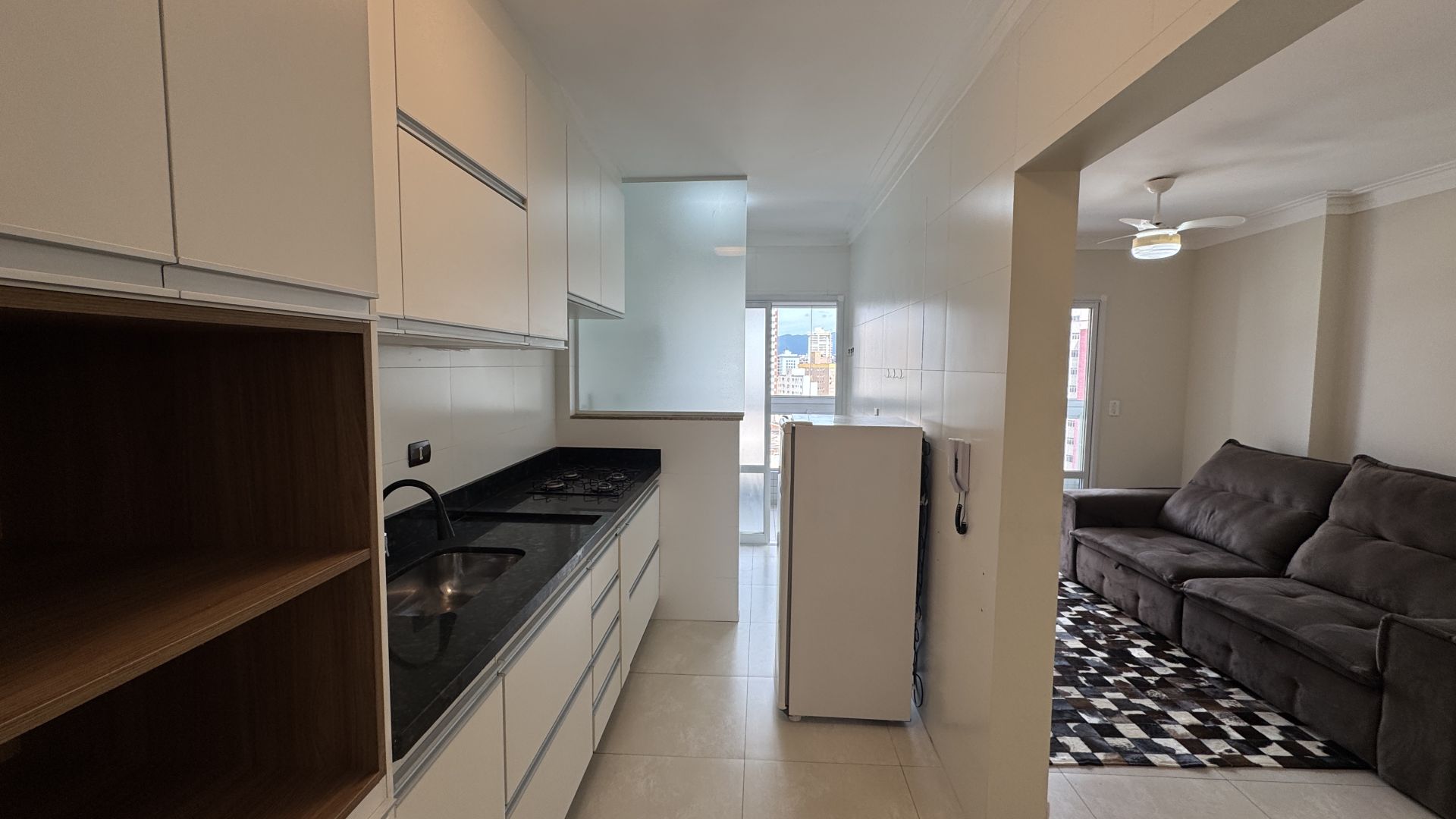 Apartamento 02 Dormitórios 01 Suíte 02 Vagas, 75m2 – Boqueirão