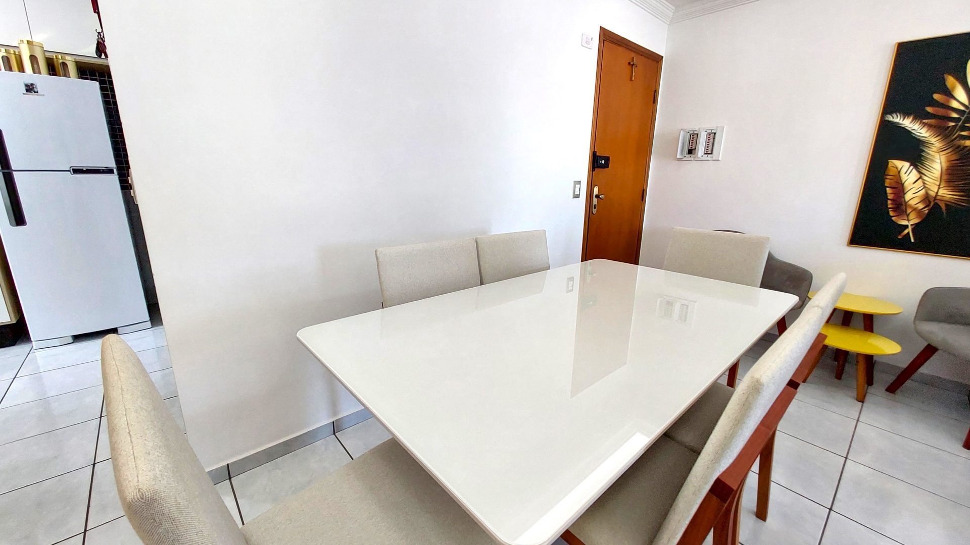 Apartamento Mobiliado 03 Dormitórios 01 Suíte 01 Vaga, 86m2 – Canto do Forte