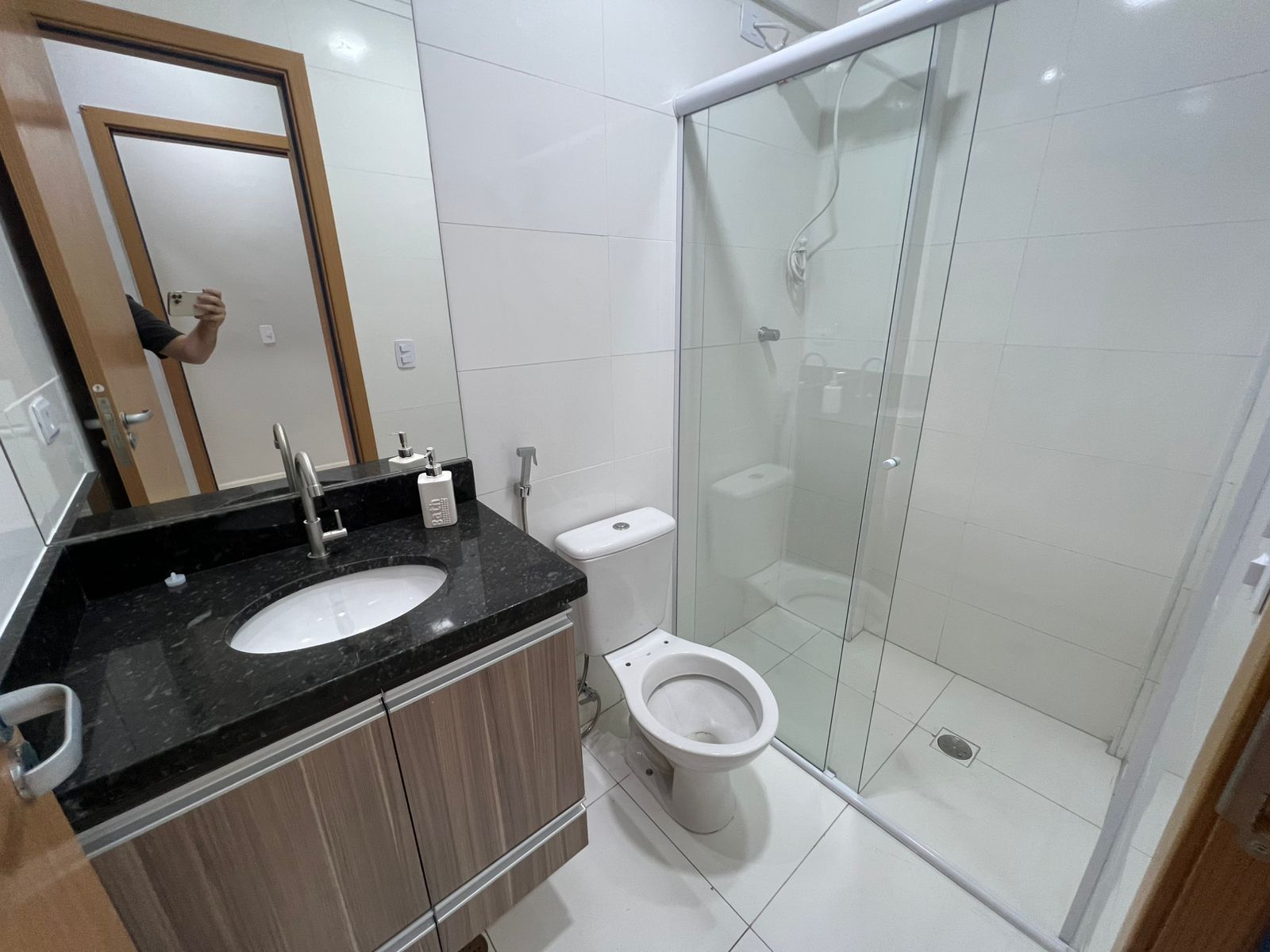 Apartamento 02 Dormitórios, sendo 02 Suítes, 02 Vagas, 84m2 – Aviação