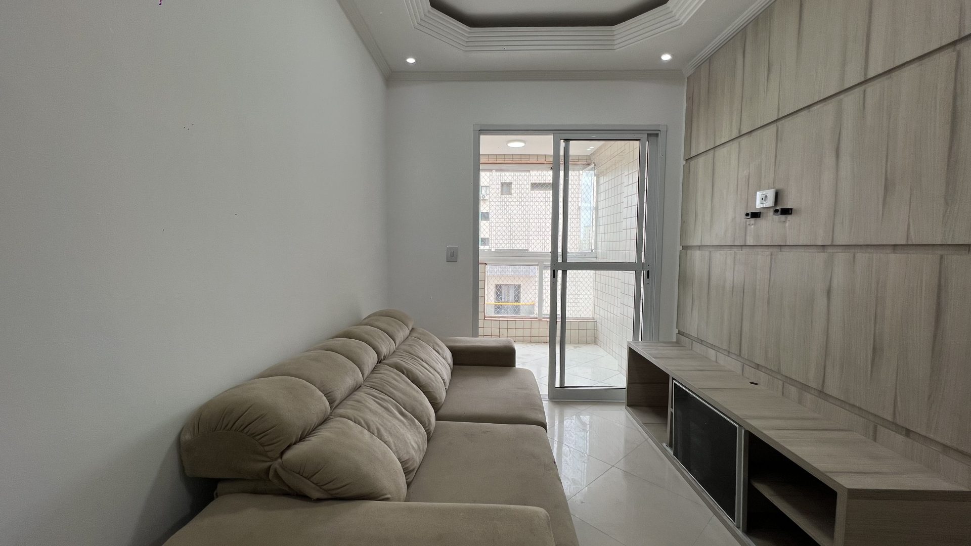 Aparatemnto Mobiliado 02 Dormitorios, 01 Suite, 01 Vaga de Garagem – Vila Tupi