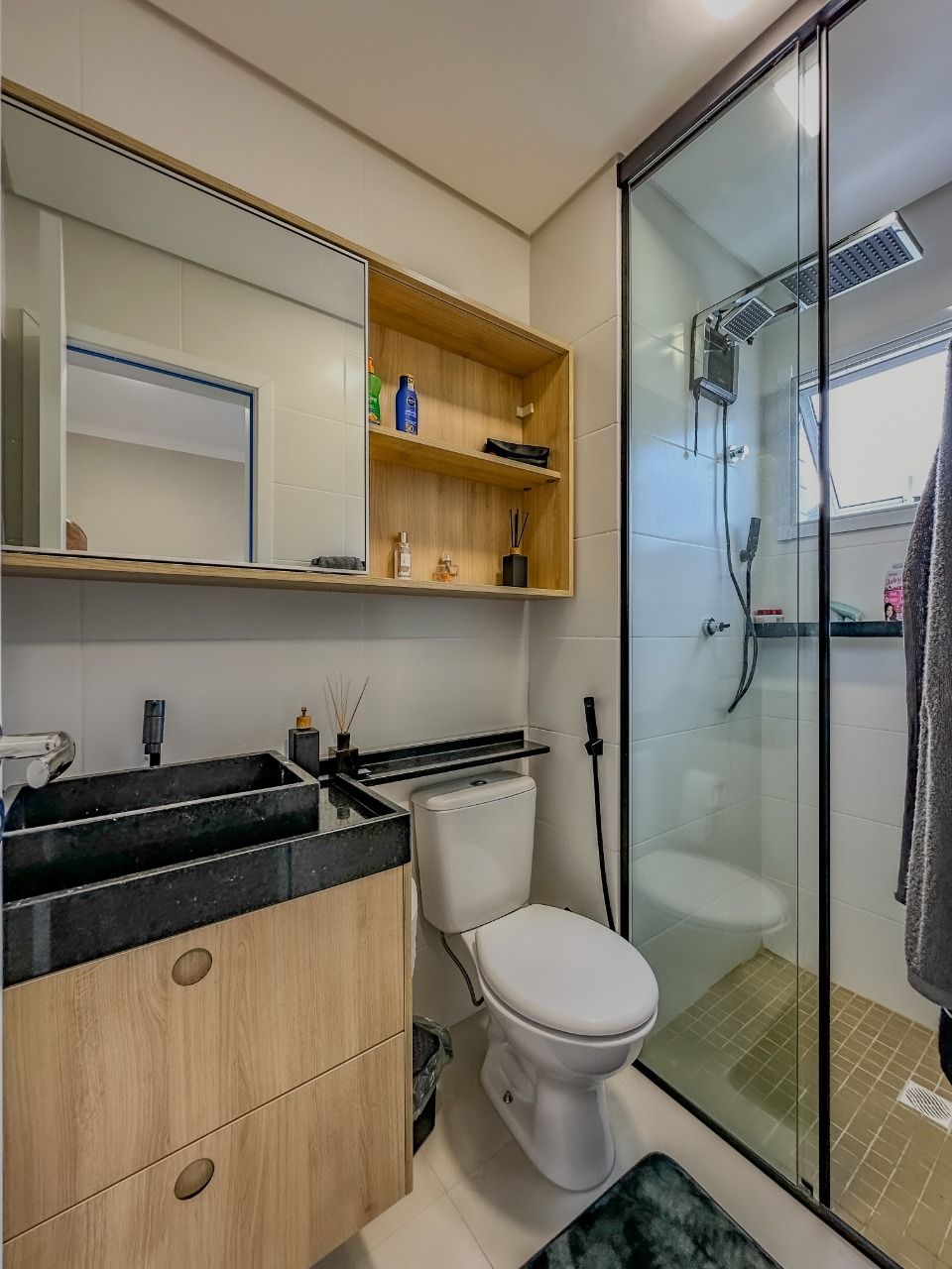 Apartamento 03 Dormitórios, 01 Suítes, 02 Vagas, 81m2 – Canto do Forte
