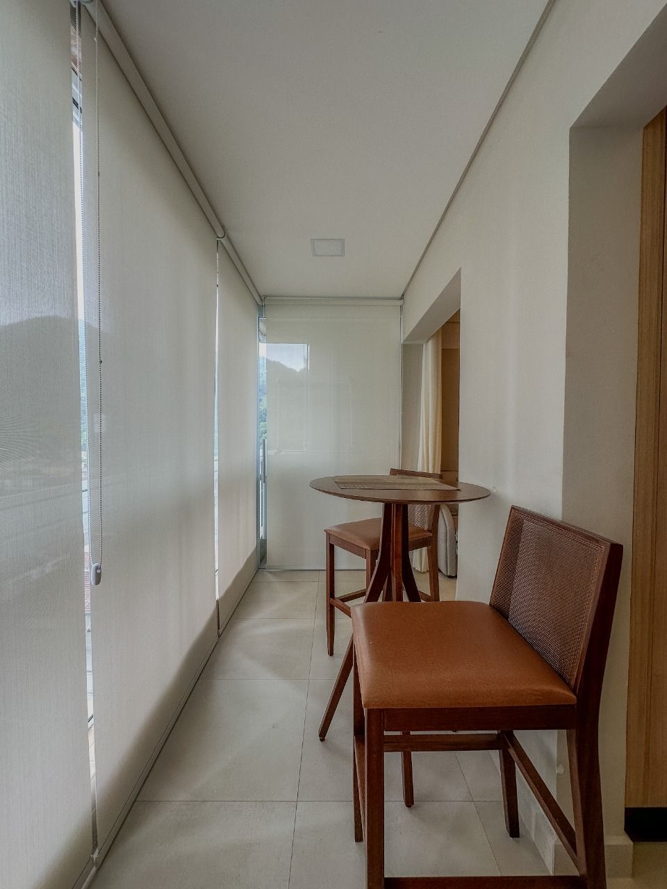 Apartamento 03 Dormitórios, 01 Suítes, 02 Vagas, 81m2 – Canto do Forte