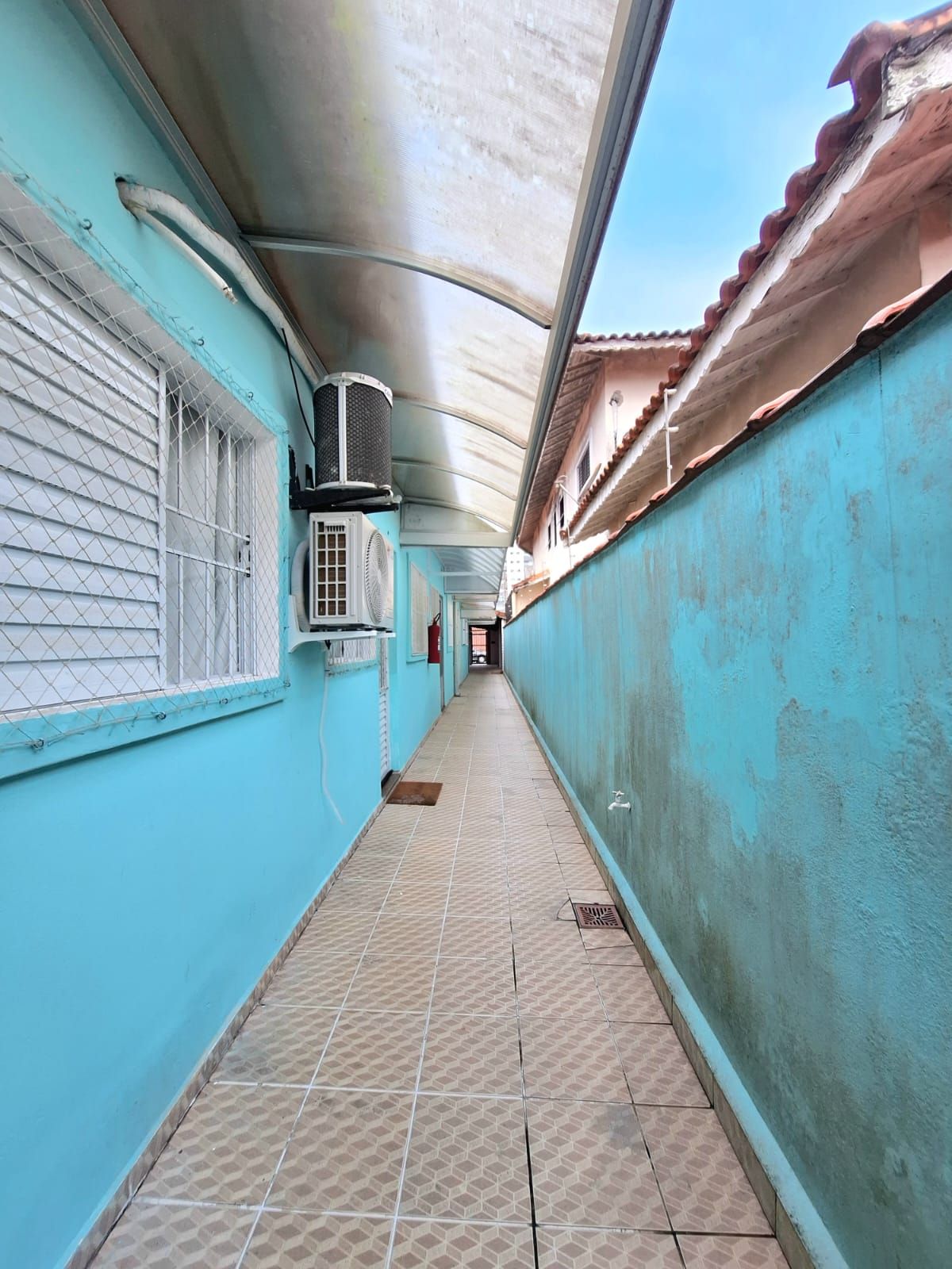 Casa em Condomínio 01 Dormitório, 01 Vaga – Bairro Aviação