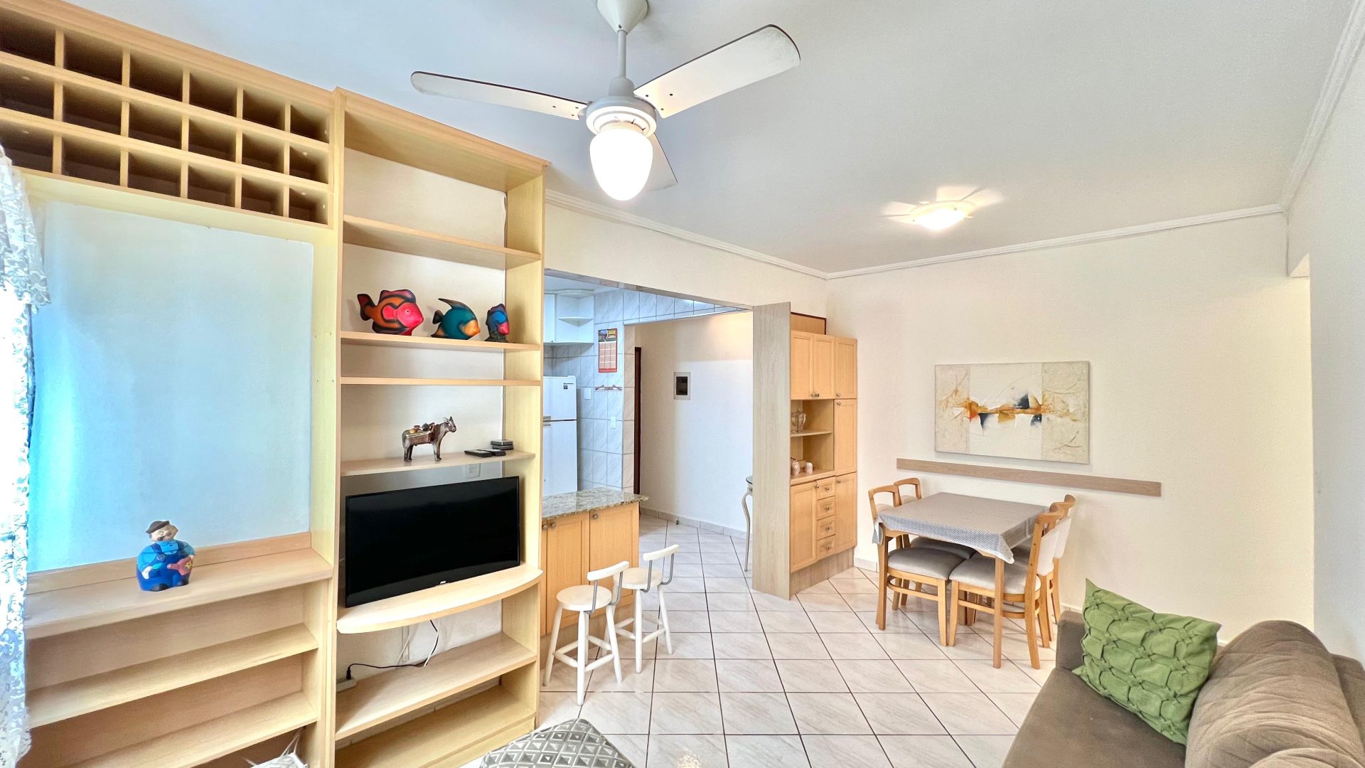 Apartamento Mobiliado 02 Dormitórios, 01 Vaga de Garagem, 86m2 A.U – Vila Caiçara
