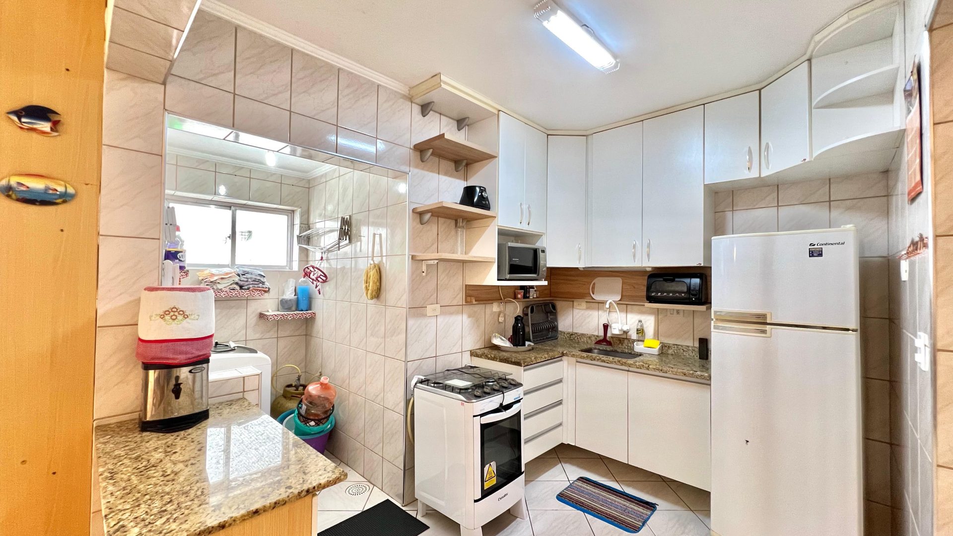Apartamento Mobiliado 02 Dormitórios, 01 Vaga de Garagem, 86m2 A.U – Vila Caiçara