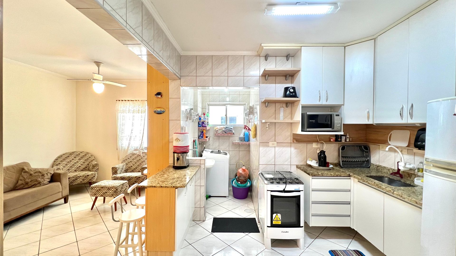 Apartamento Mobiliado 02 Dormitórios, 01 Vaga de Garagem, 86m2 A.U – Vila Caiçara