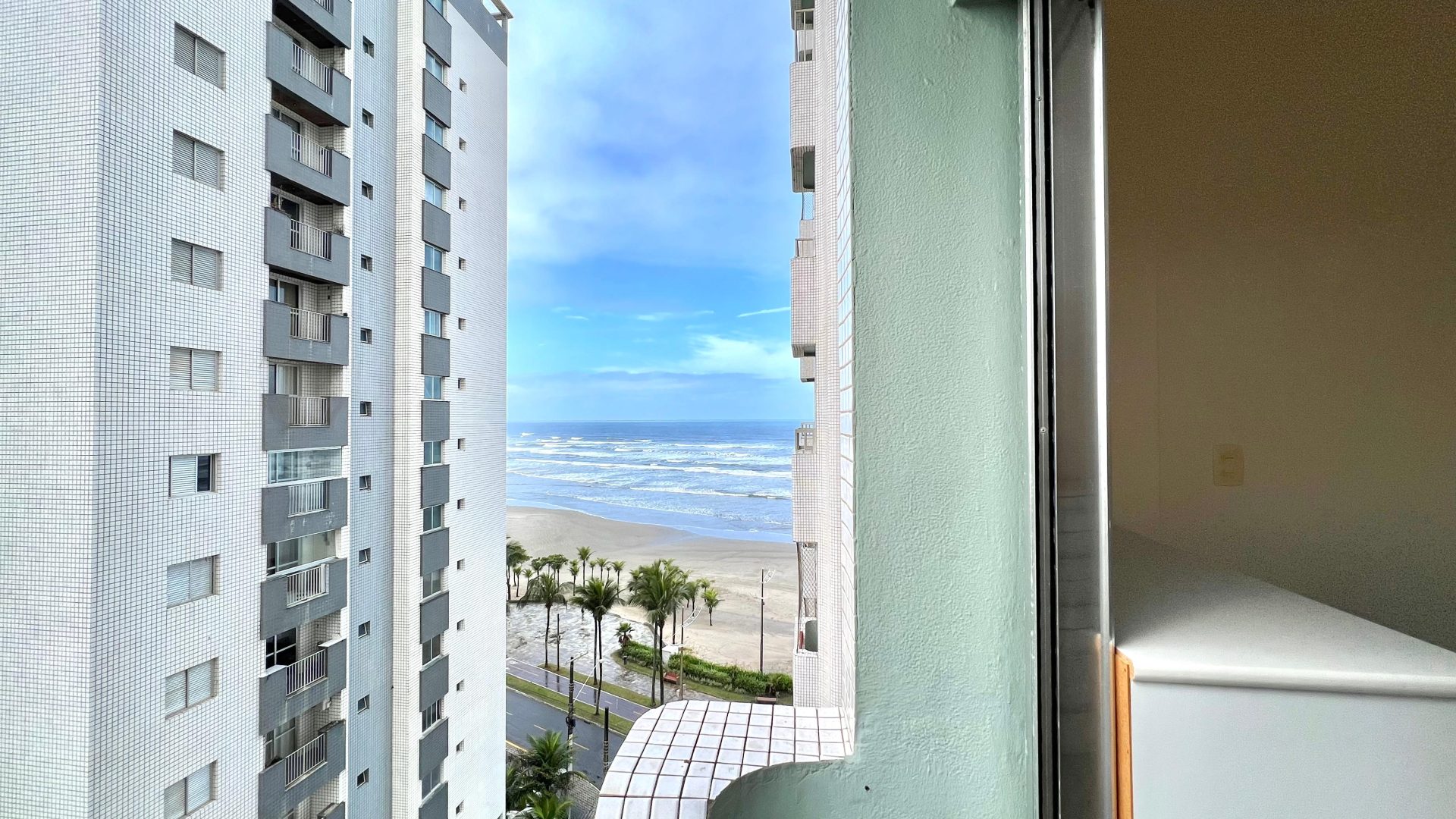 Apartamento Mobiliado 02 Dormitórios, 01 Vaga de Garagem, 86m2 A.U – Vila Caiçara