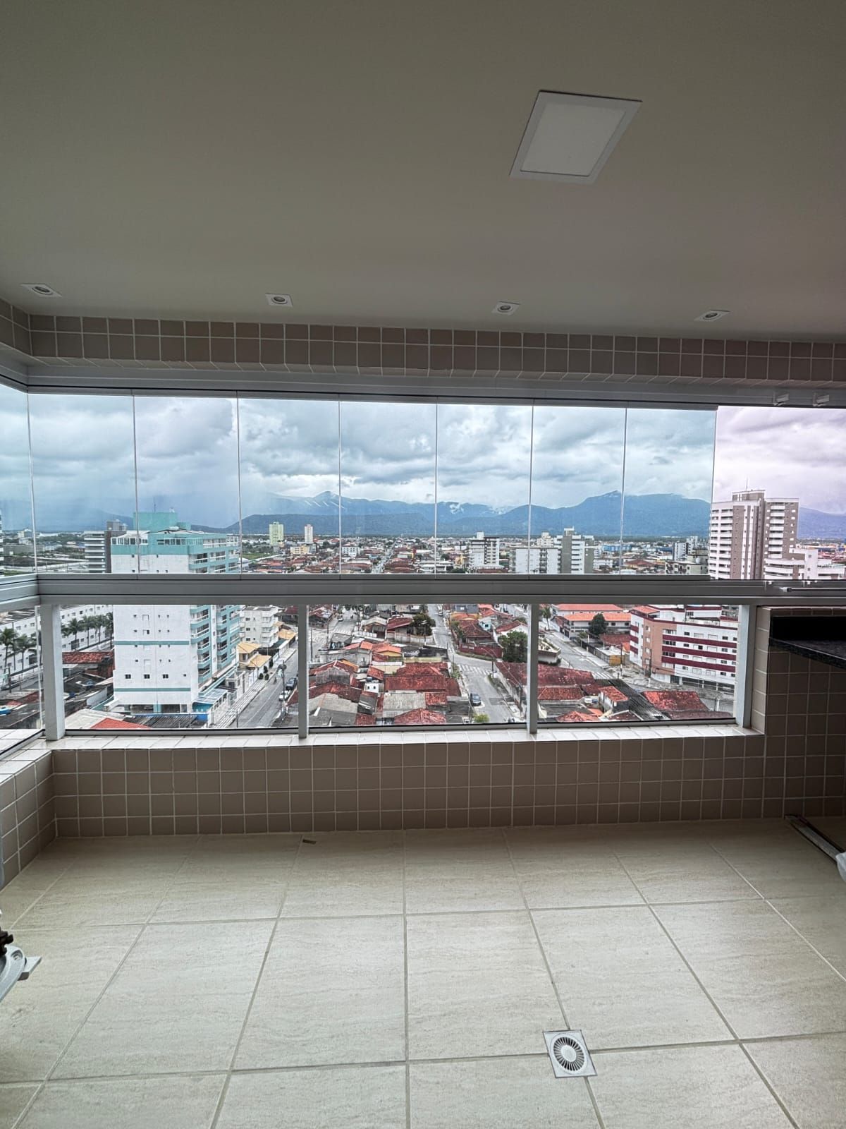 Apartamento Mobiliado 02 Dormitórios 01 Suíte 01 Vaga, 76m2 – Vila Mirim