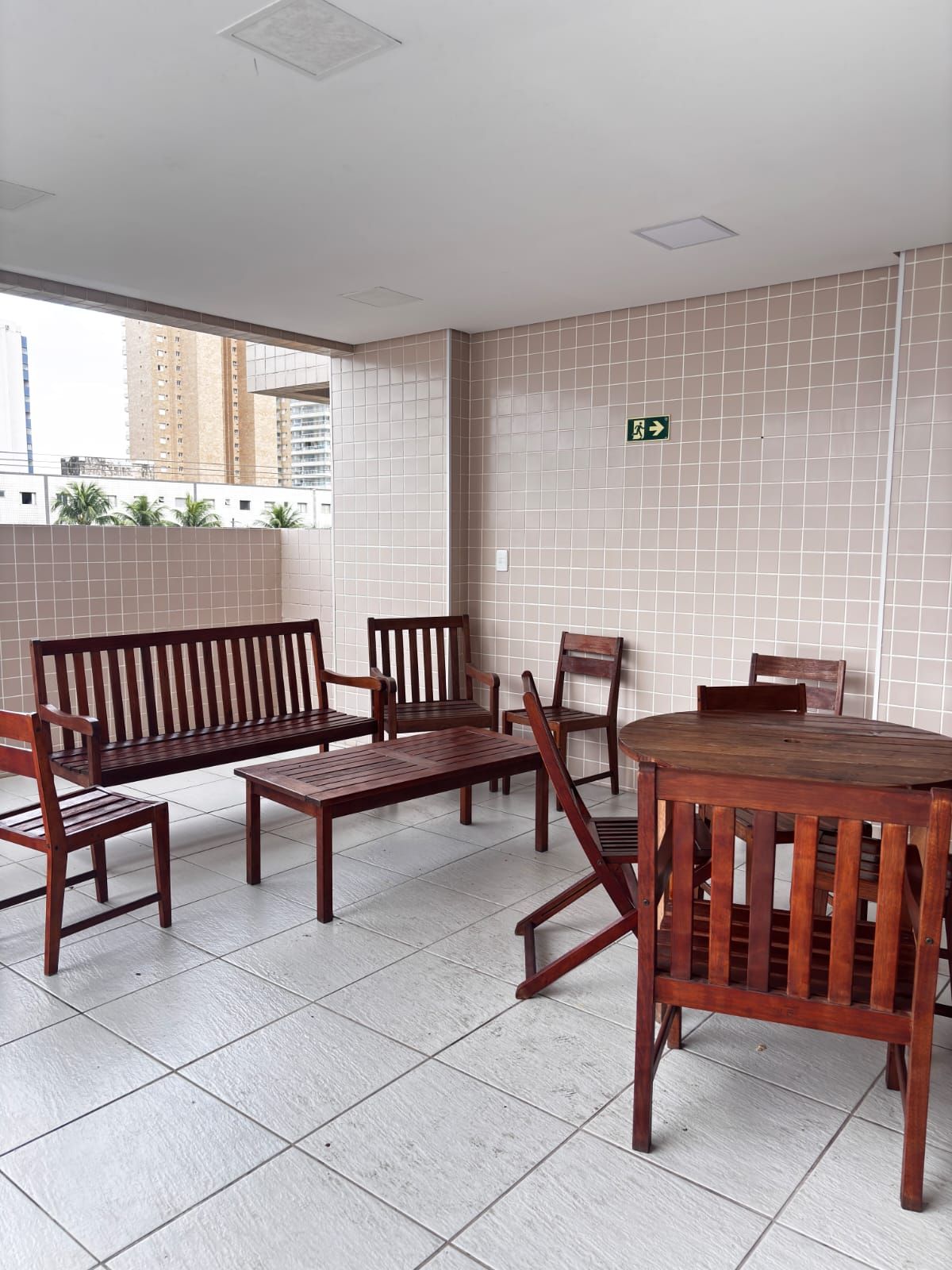 Apartamento Mobiliado 02 Dormitórios 01 Suíte 01 Vaga, 76m2 – Vila Mirim
