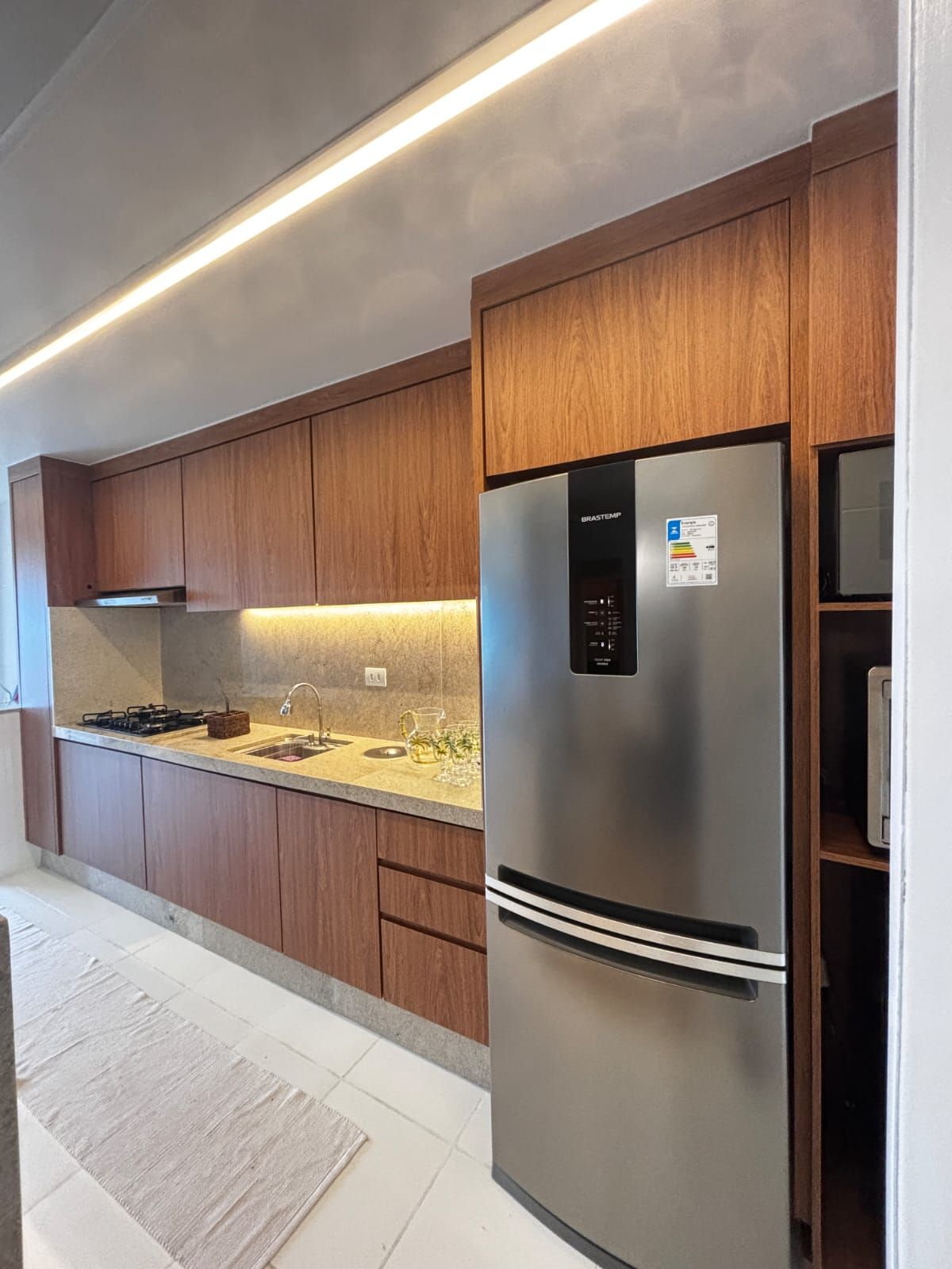 Apartamento Mobiliado 02 Dormitórios 01 Suíte 01 Vaga, 76m2 – Vila Mirim