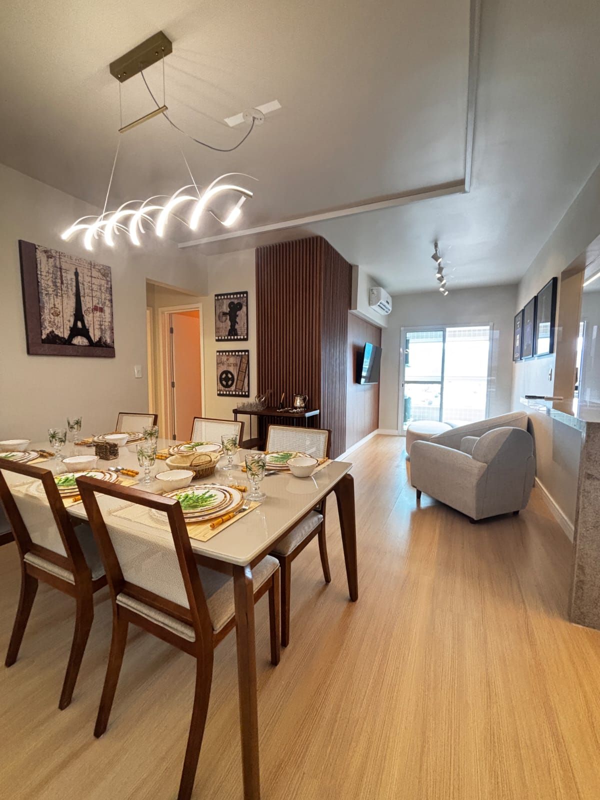 Apartamento Mobiliado 02 Dormitórios 01 Suíte 01 Vaga, 76m2 – Vila Mirim