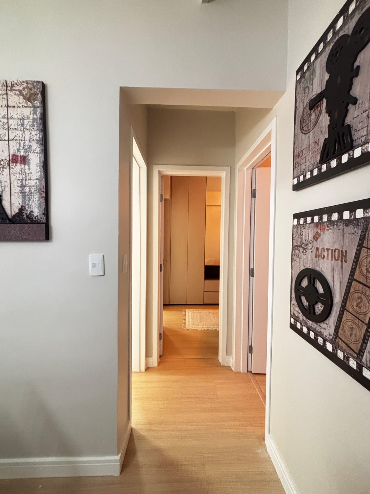 Apartamento Mobiliado 02 Dormitórios 01 Suíte 01 Vaga, 76m2 – Vila Mirim