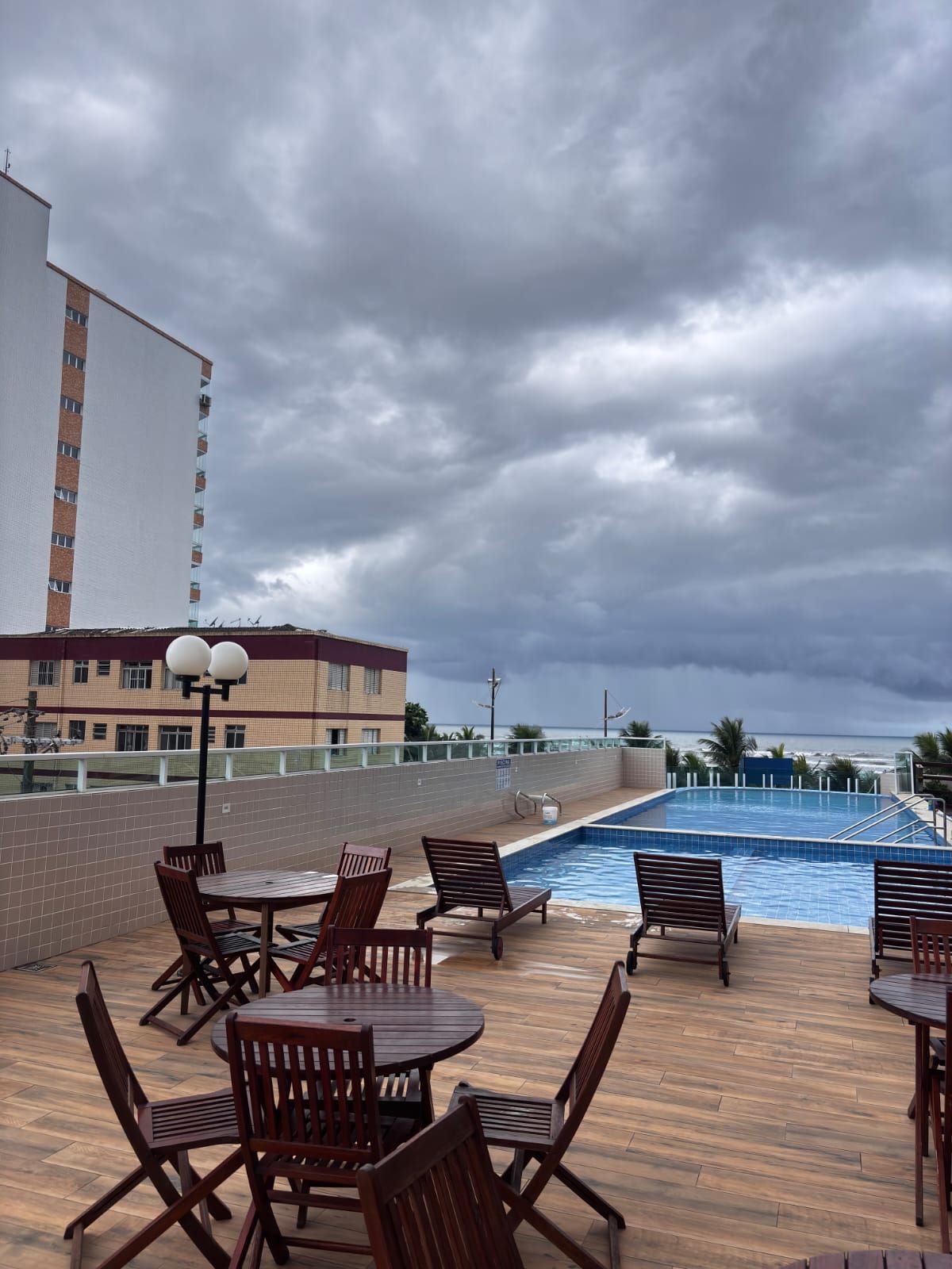 Apartamento Mobiliado 02 Dormitórios 01 Suíte 01 Vaga, 76m2 – Vila Mirim