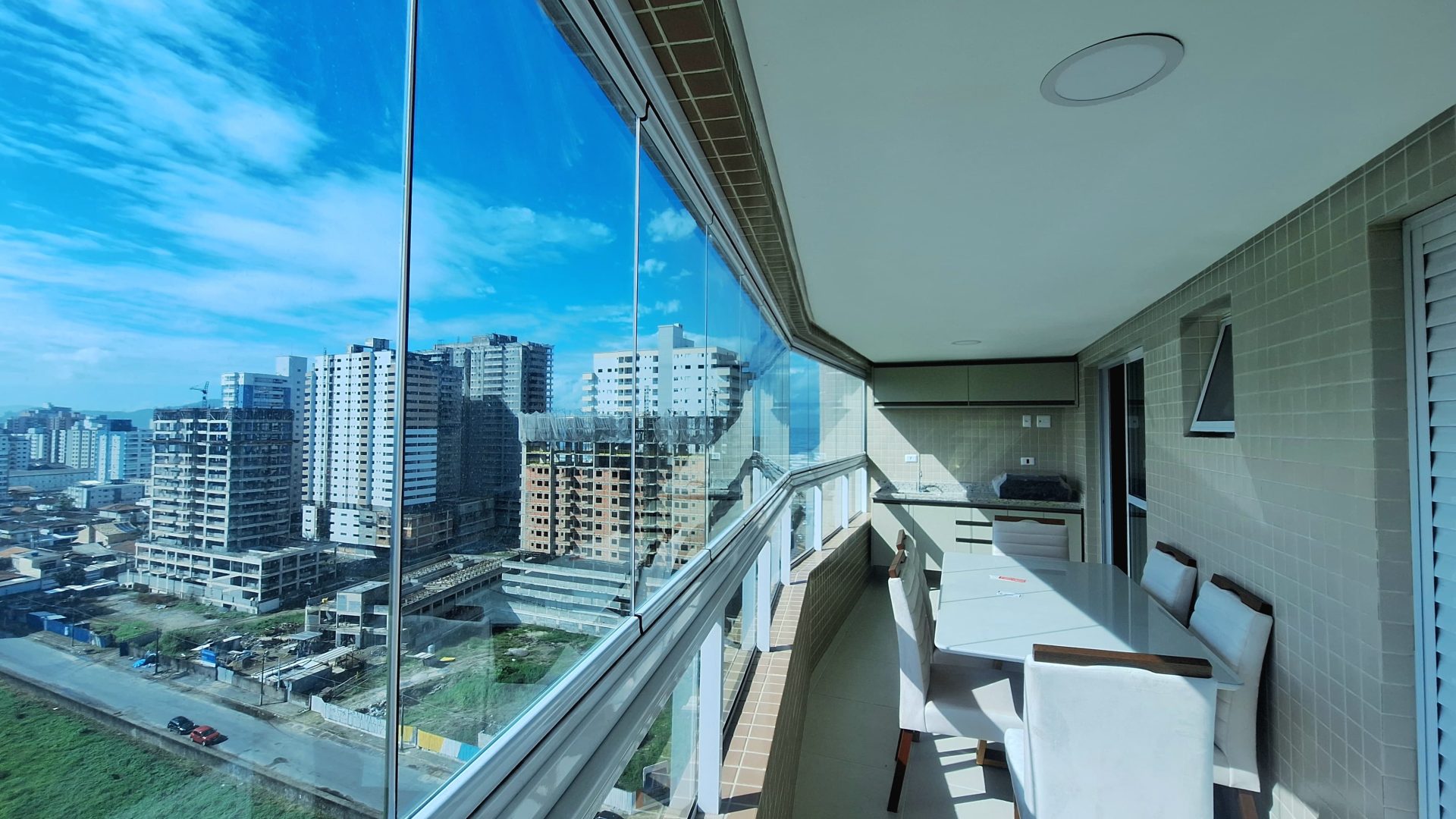 Apartamento Mobiliado 03 Suítes 01 Lavabo 02 Vagas – 101m2 – Aviação
