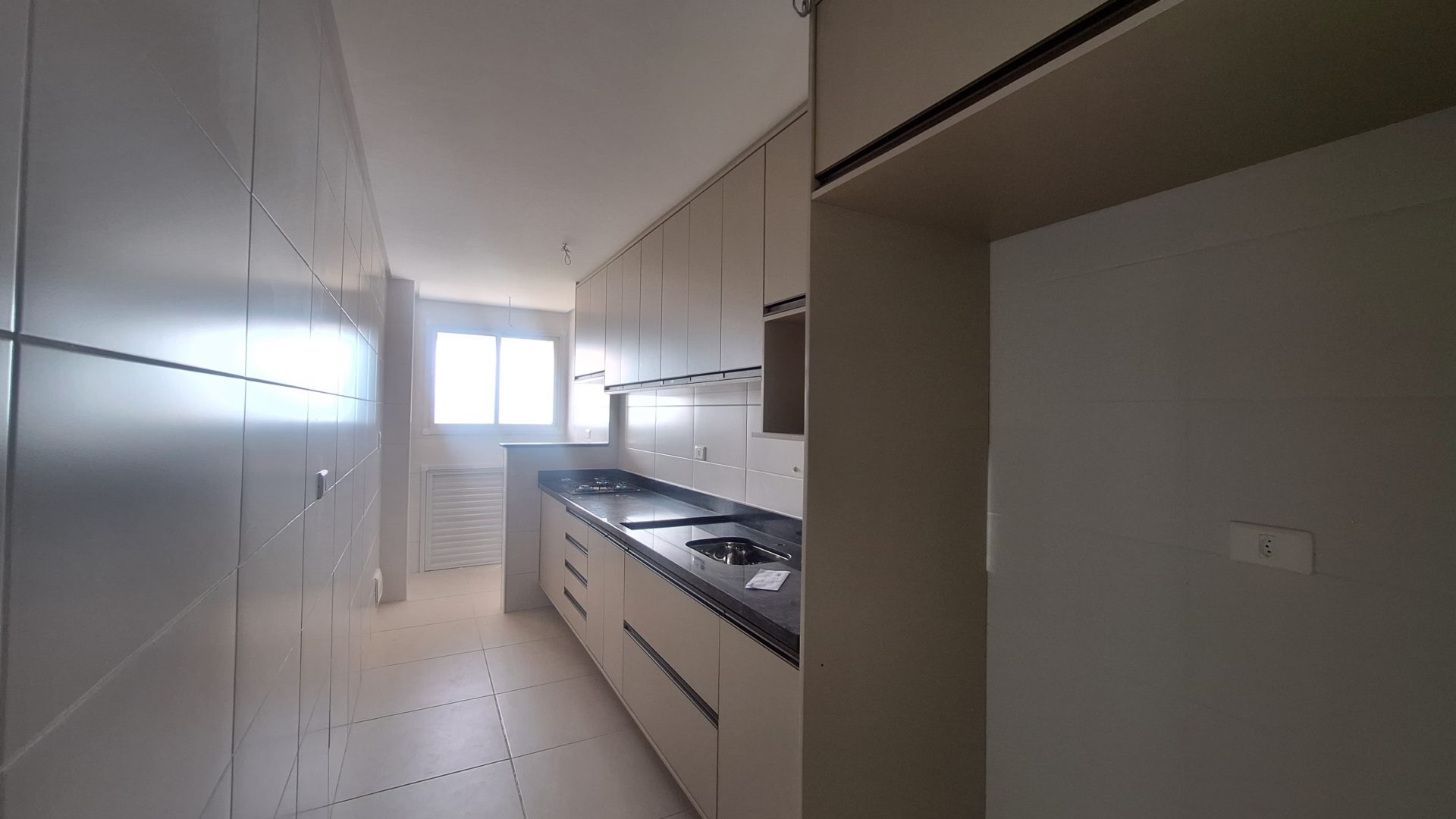 Apartamento Mobiliado 03 Suítes 01 Lavabo 02 Vagas – 101m2 – Aviação