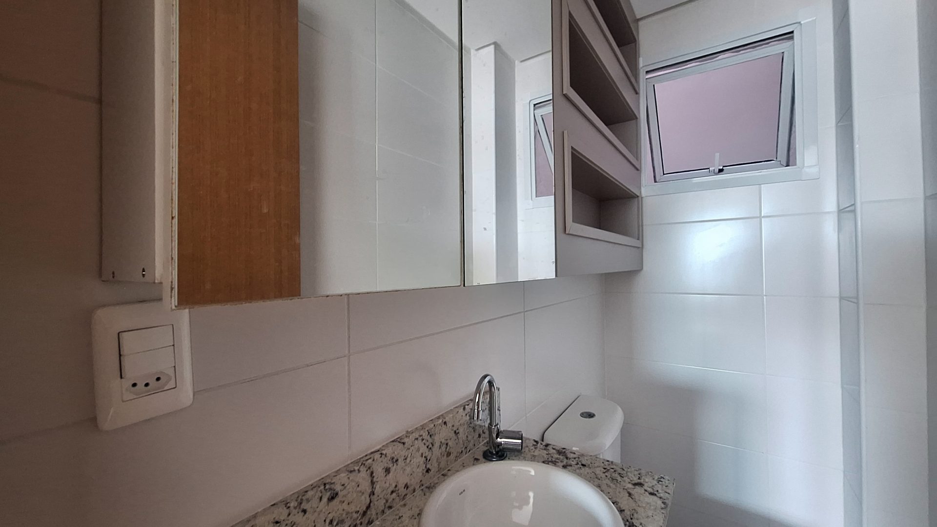 Apartamento Mobiliado 03 Suítes 01 Lavabo 02 Vagas – 101m2 – Aviação