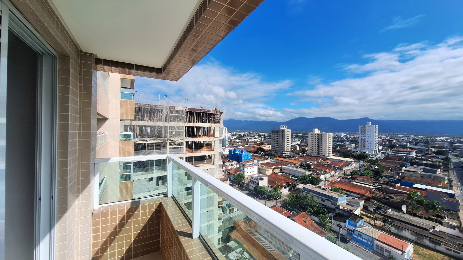 Apartamento Mobiliado 03 Suítes 01 Lavabo 02 Vagas – 101m2 – Aviação
