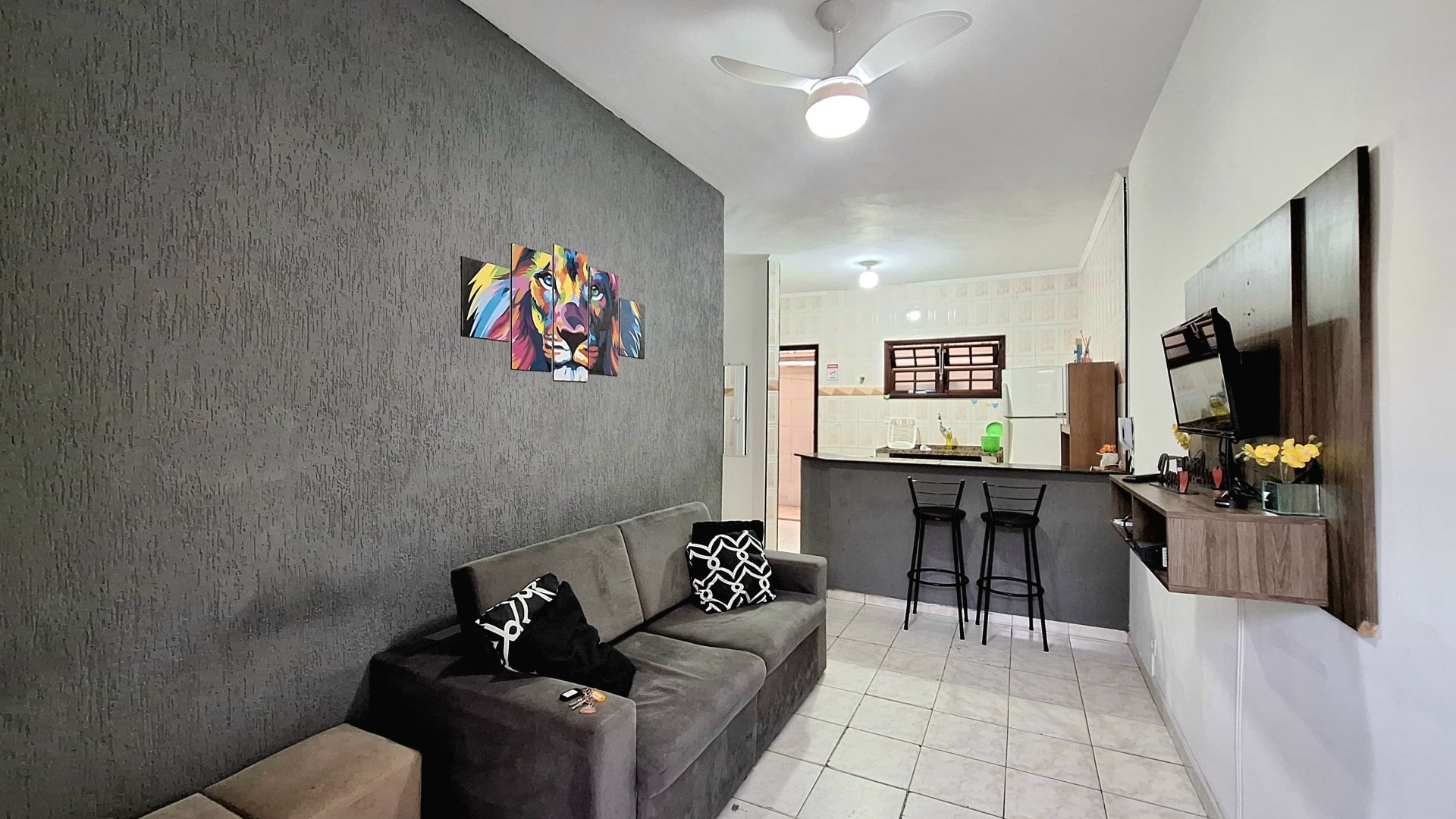 Casa em Condomínio 01 Dormitório, 01 Vaga – Bairro Aviação