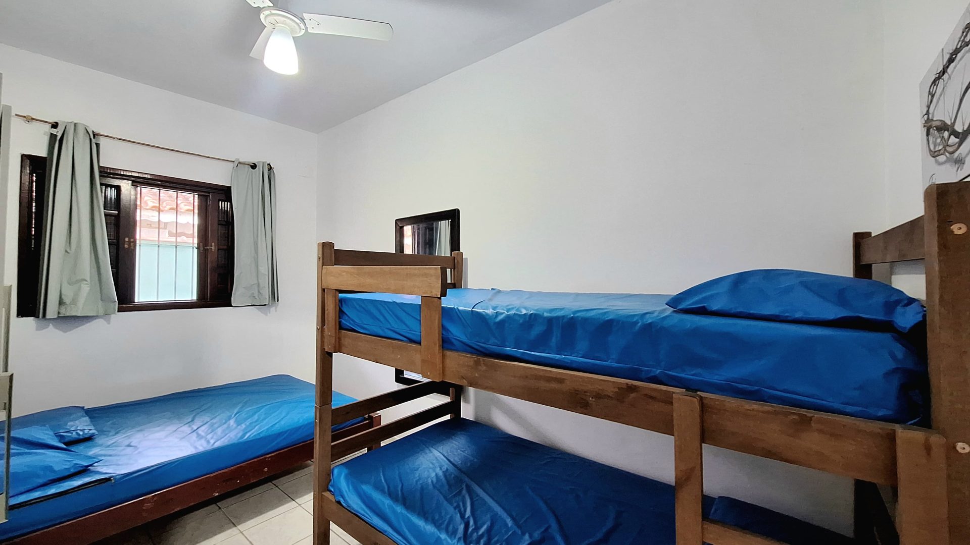 Casa em Condomínio 01 Dormitório, 01 Vaga – Bairro Aviação