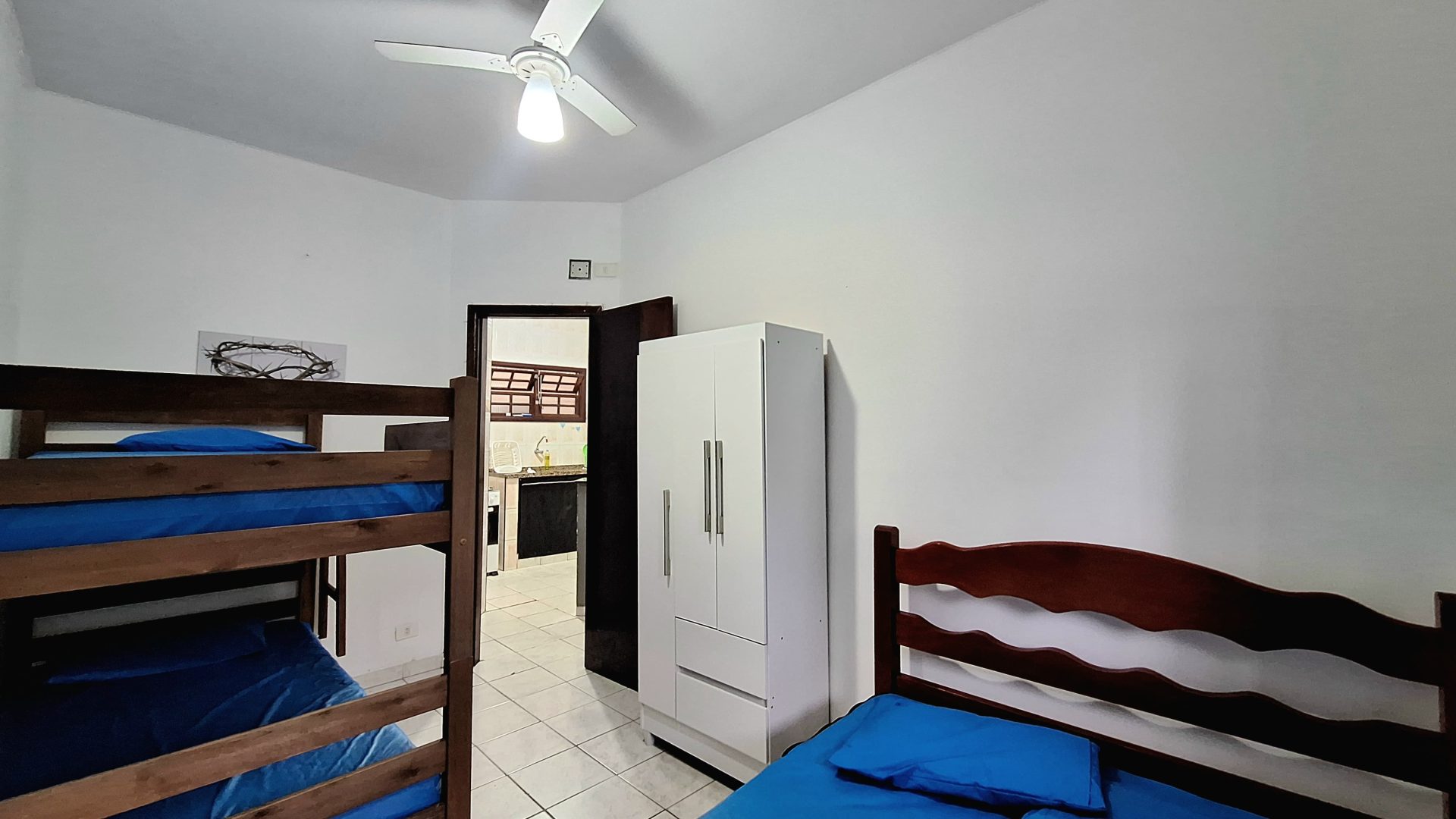 Casa em Condomínio 01 Dormitório, 01 Vaga – Bairro Aviação