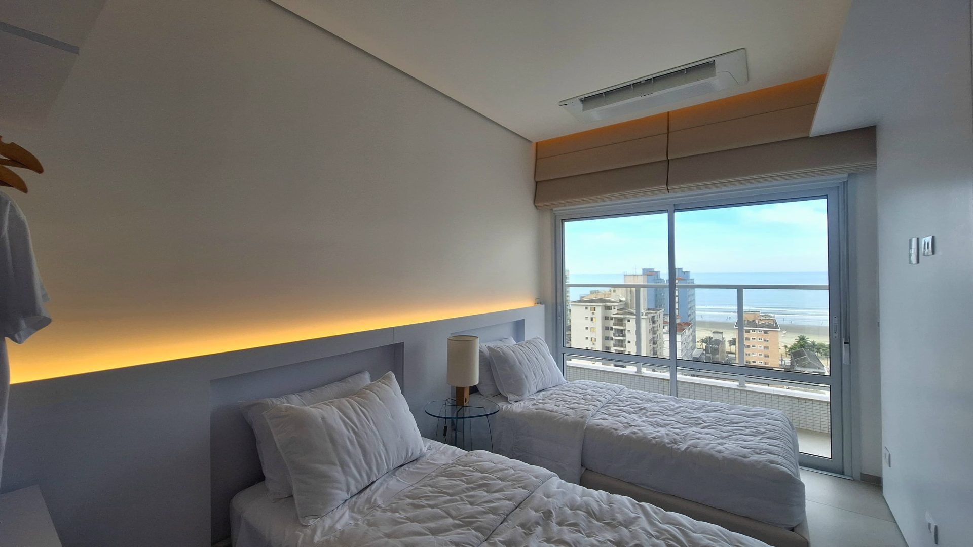 Apartamento 03 Dormitórios, Sendo 03 Suítes, 02 ou 03 Vagas Determinadas, 150,66m2 – Boqueirão