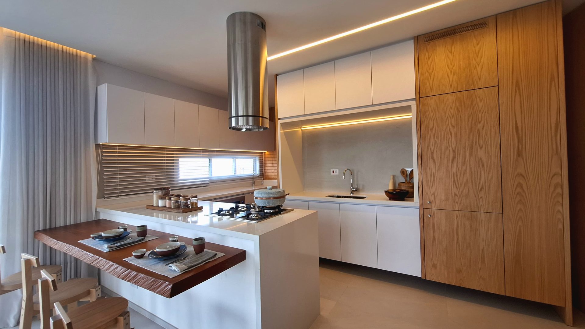 Apartamento 03 Dormitórios, Sendo 03 Suítes, 02 ou 03 Vagas Determinadas, 150,66m2 – Boqueirão