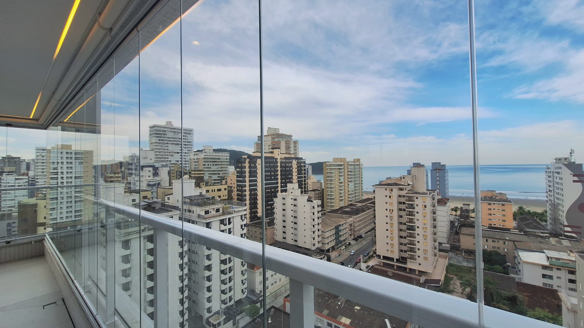 Apartamento 03 Dormitórios, Sendo 03 Suítes, 02 ou 03 Vagas Determinadas, 150,66m2 – Boqueirão